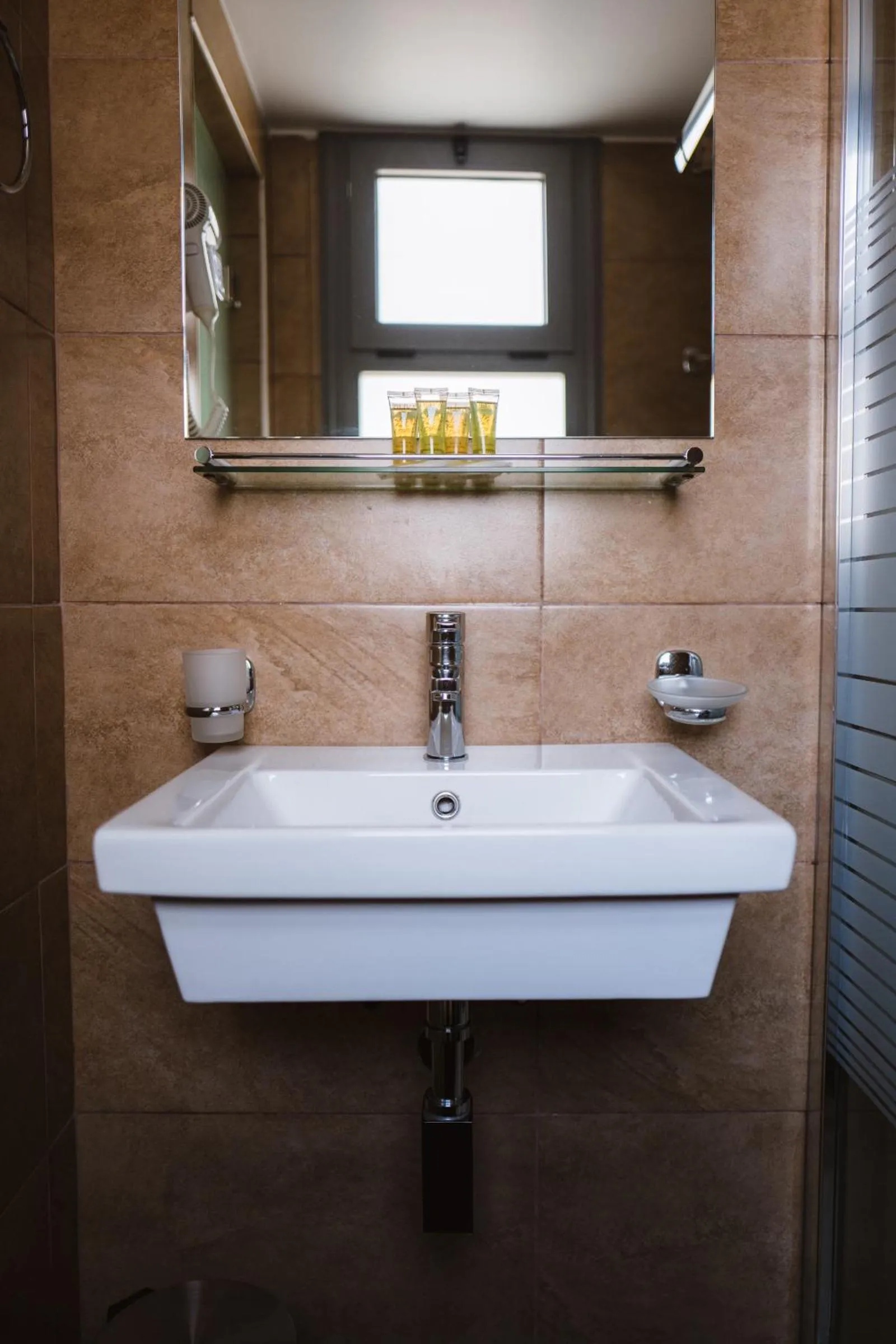 Bathroom in Piraeus Port Hotel