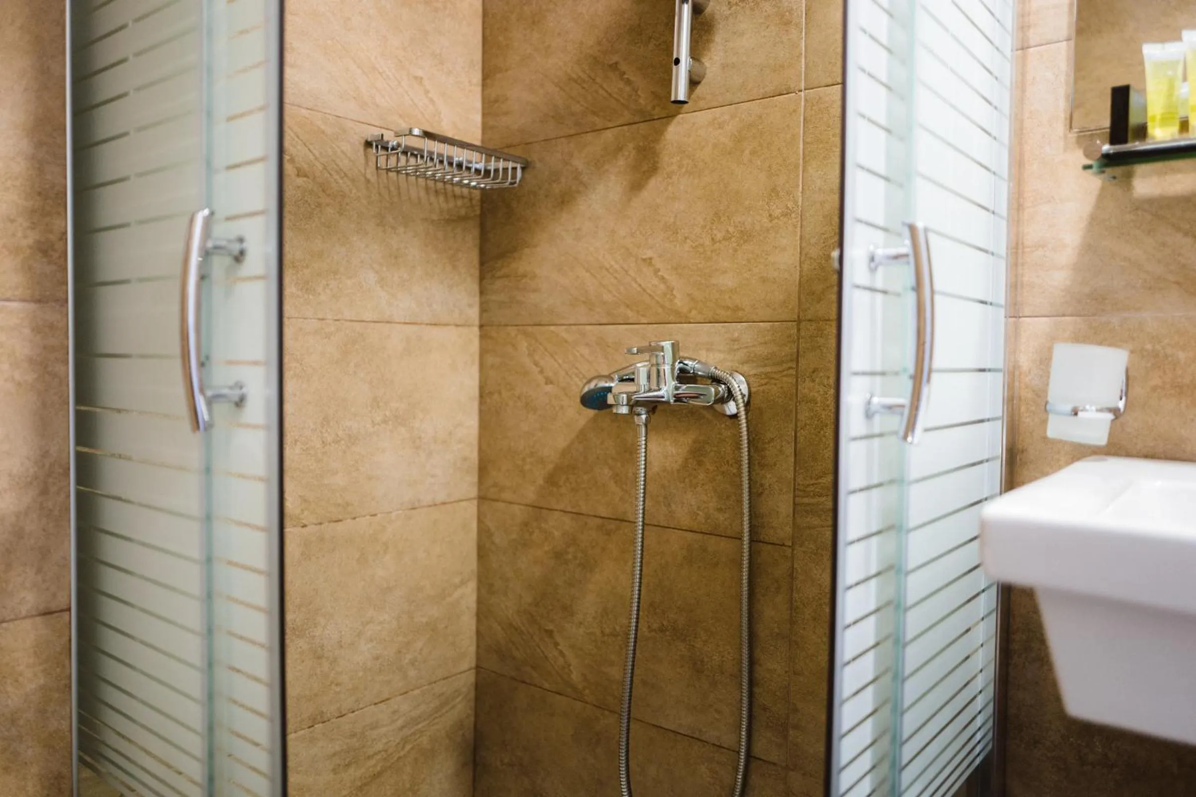 Shower in Piraeus Port Hotel