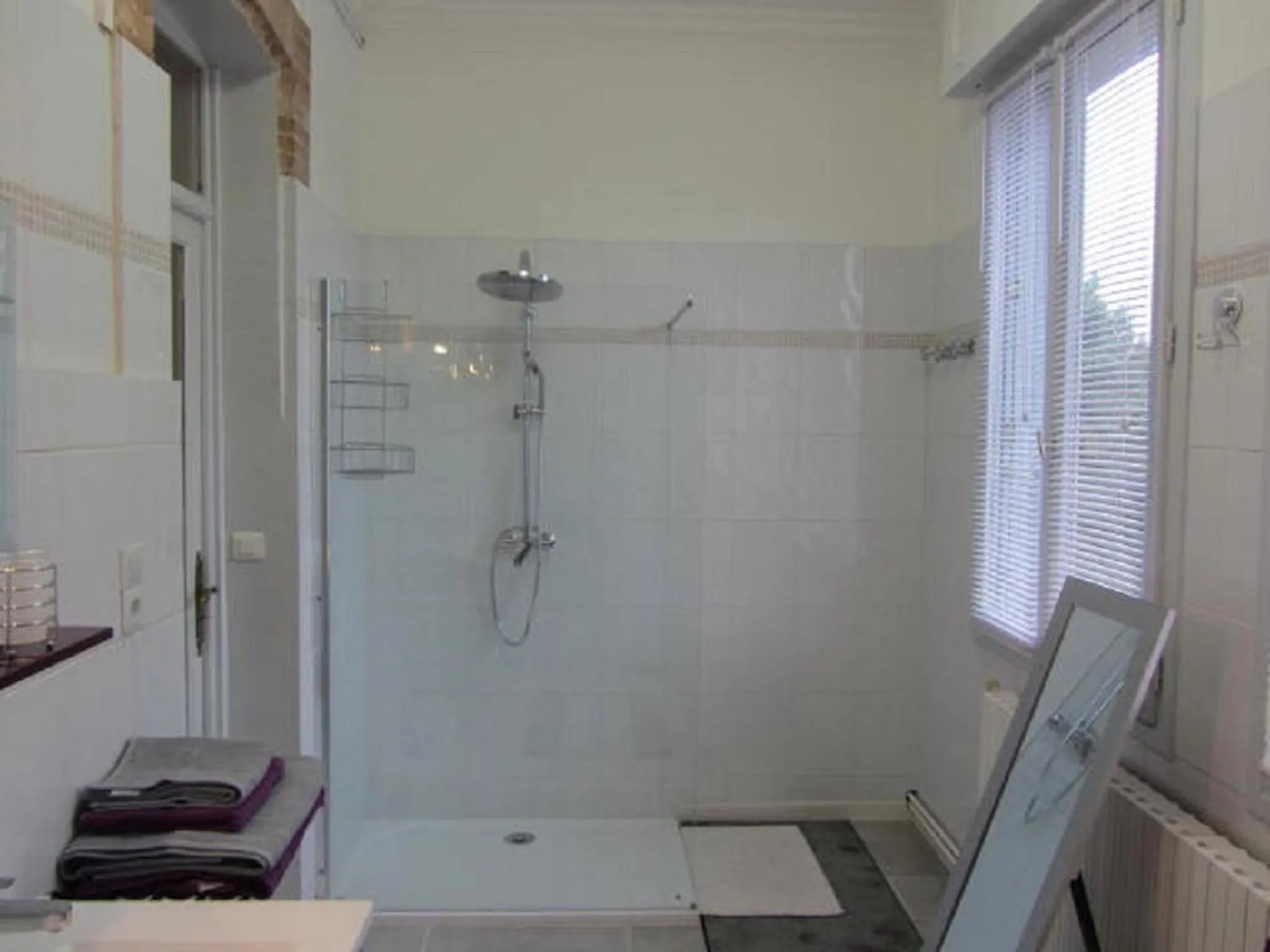 Bathroom in Aude Cité-City