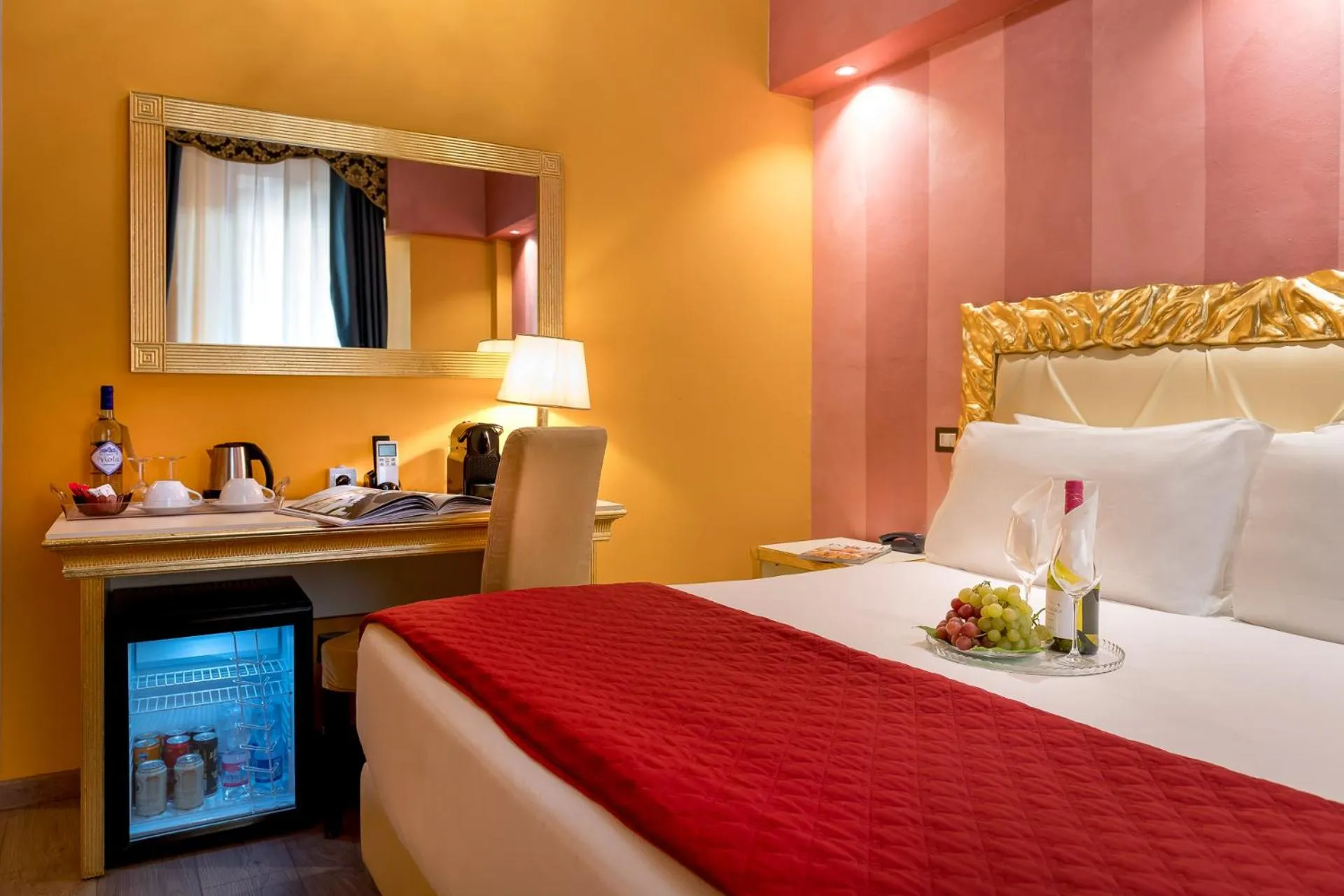Bed in Hotel Ginori Al Duomo - dBe Hotels
