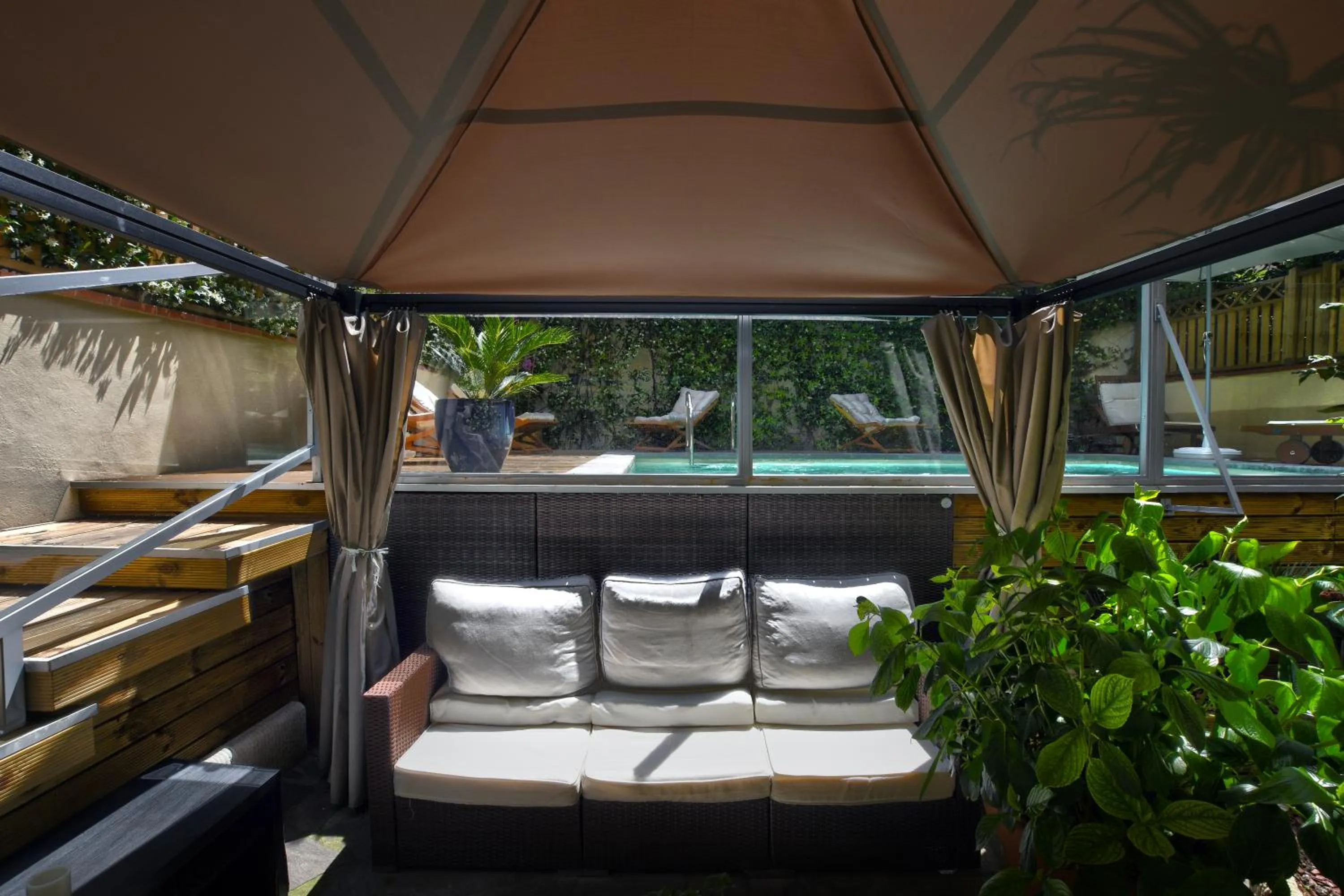 Lounge or bar in Hotel Ginori Al Duomo - dBe Hotels