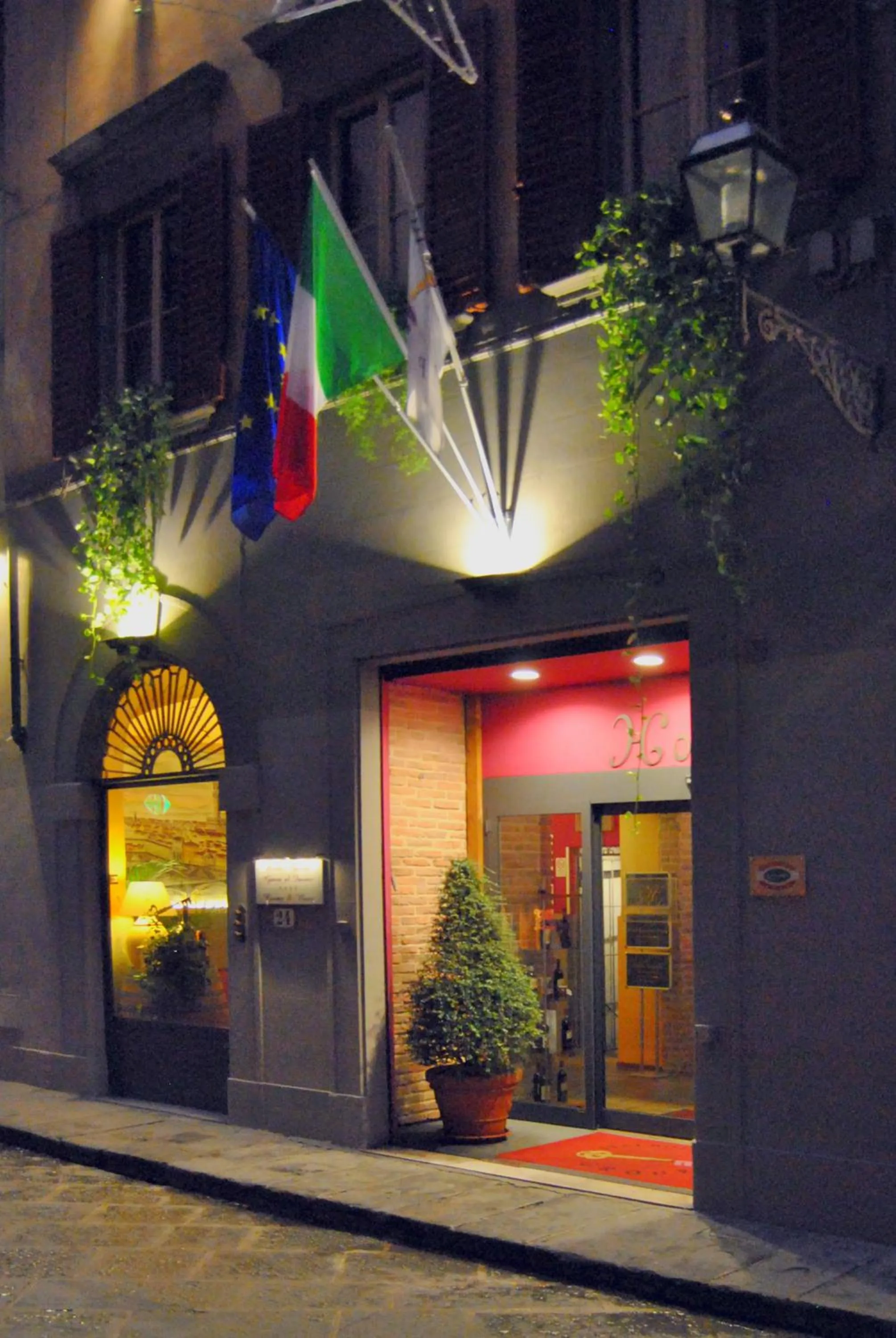 Property building in Hotel Ginori Al Duomo - dBe Hotels