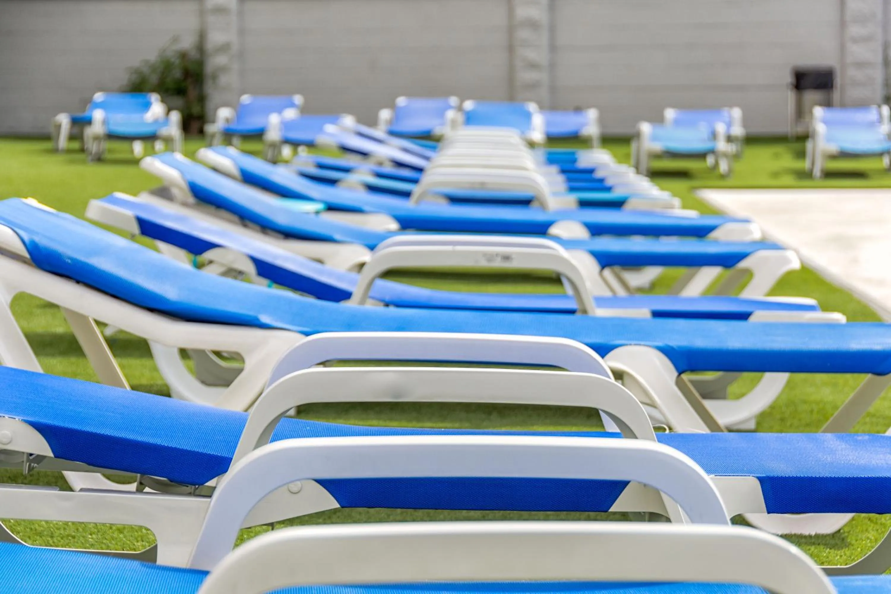 Swimming pool in Veramar Aparthotel