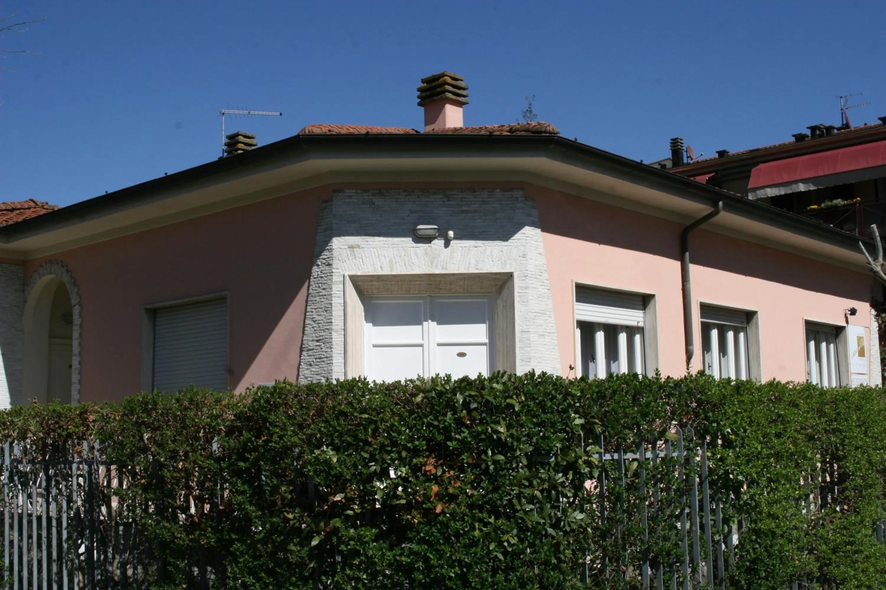 Facade/entrance in Lucca in Villa San Marco