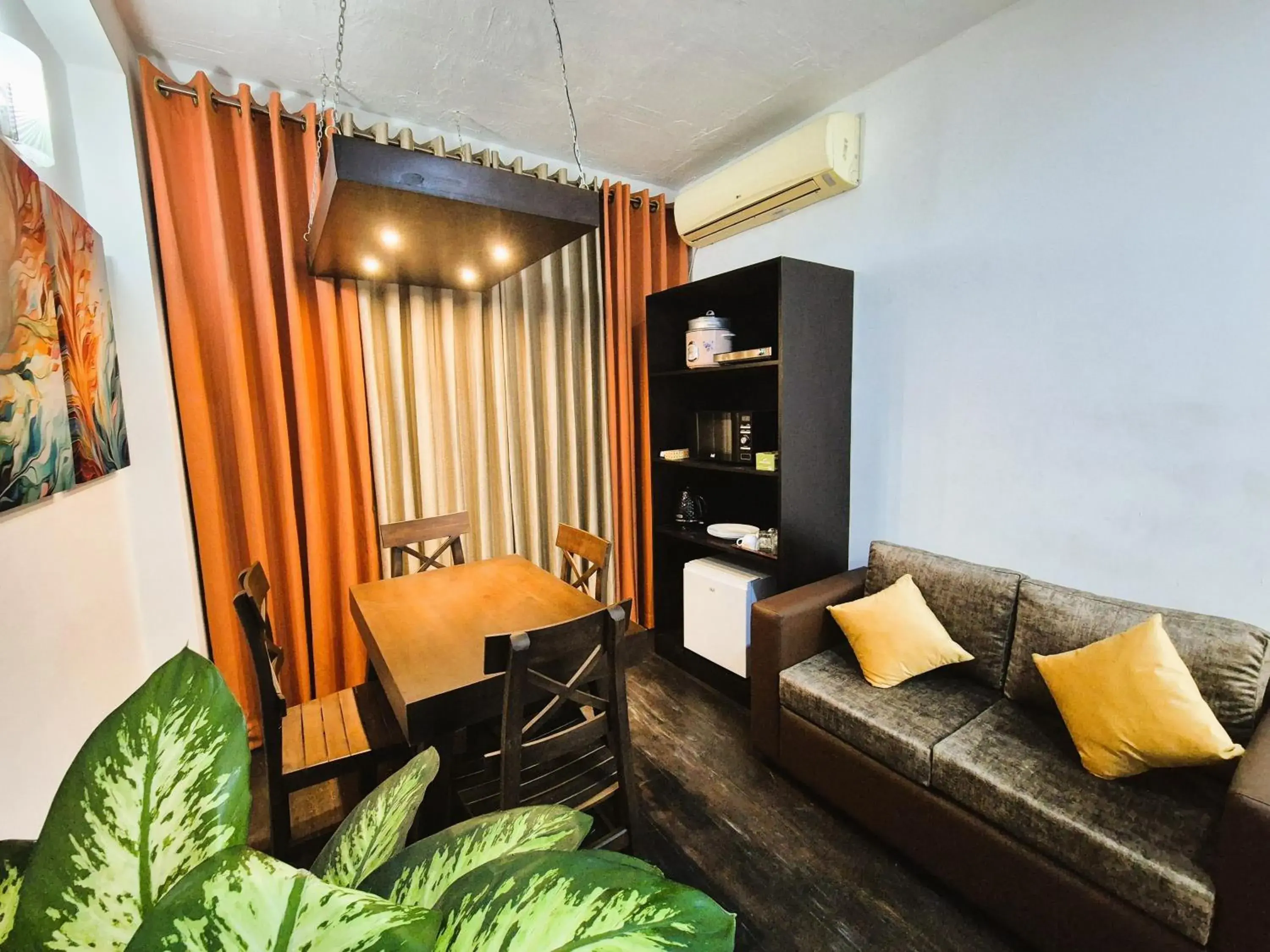 Two-Bedroom Apartment in Shiloh Apartments Two-Bedroom Apartment in Shiloh Apartments