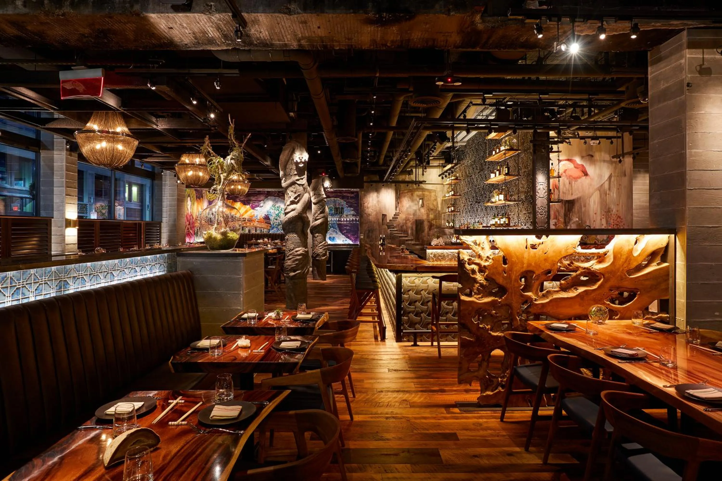 Restaurant/places to eat in The Godfrey Hotel Boston