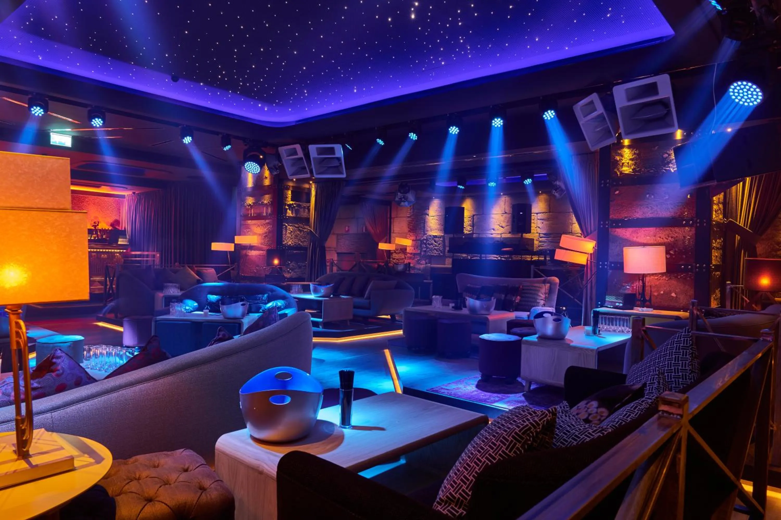 Nightclub / DJ in Puente Romano Marbella