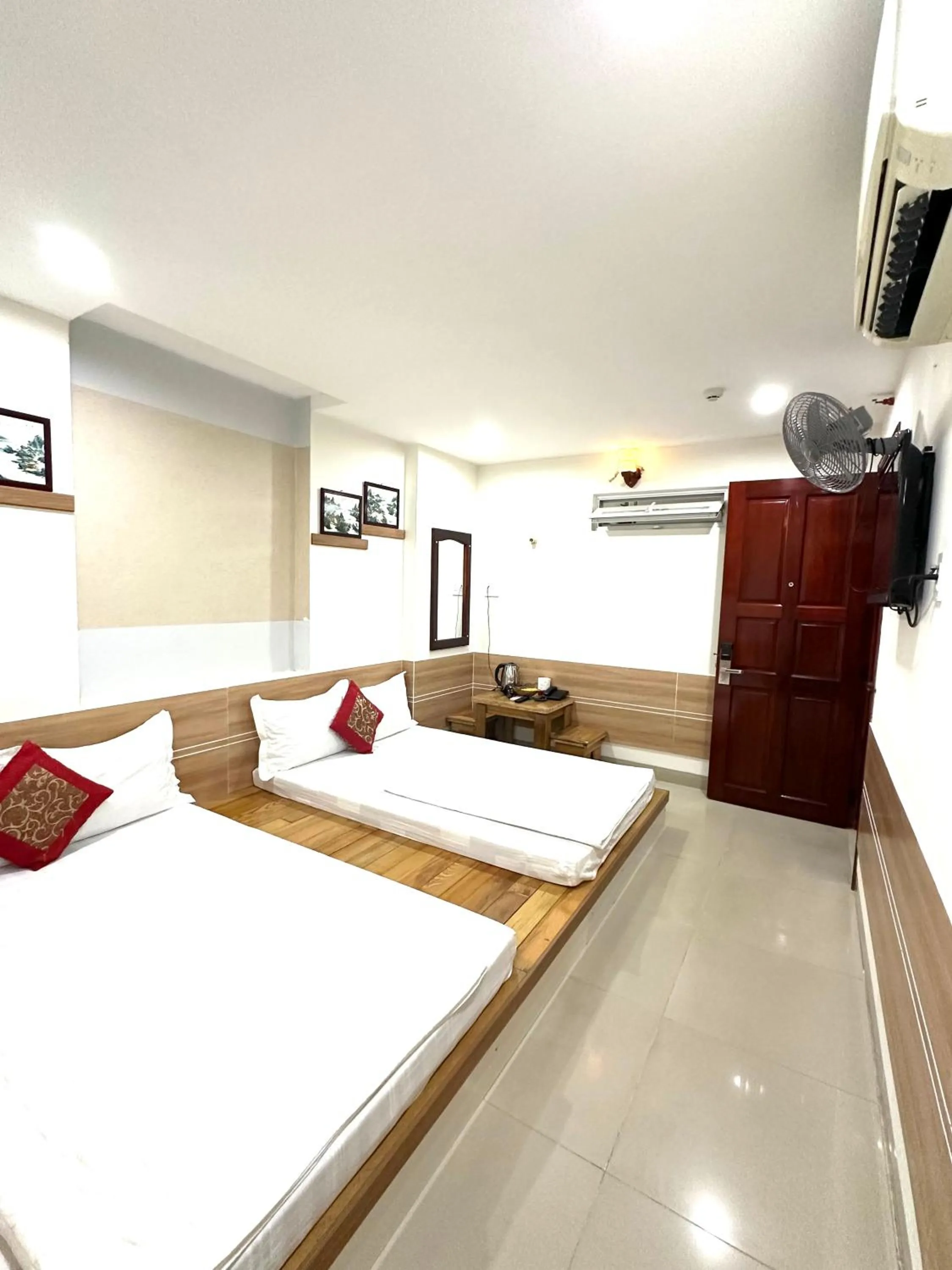 Bed in Nguyen Ha Hotel