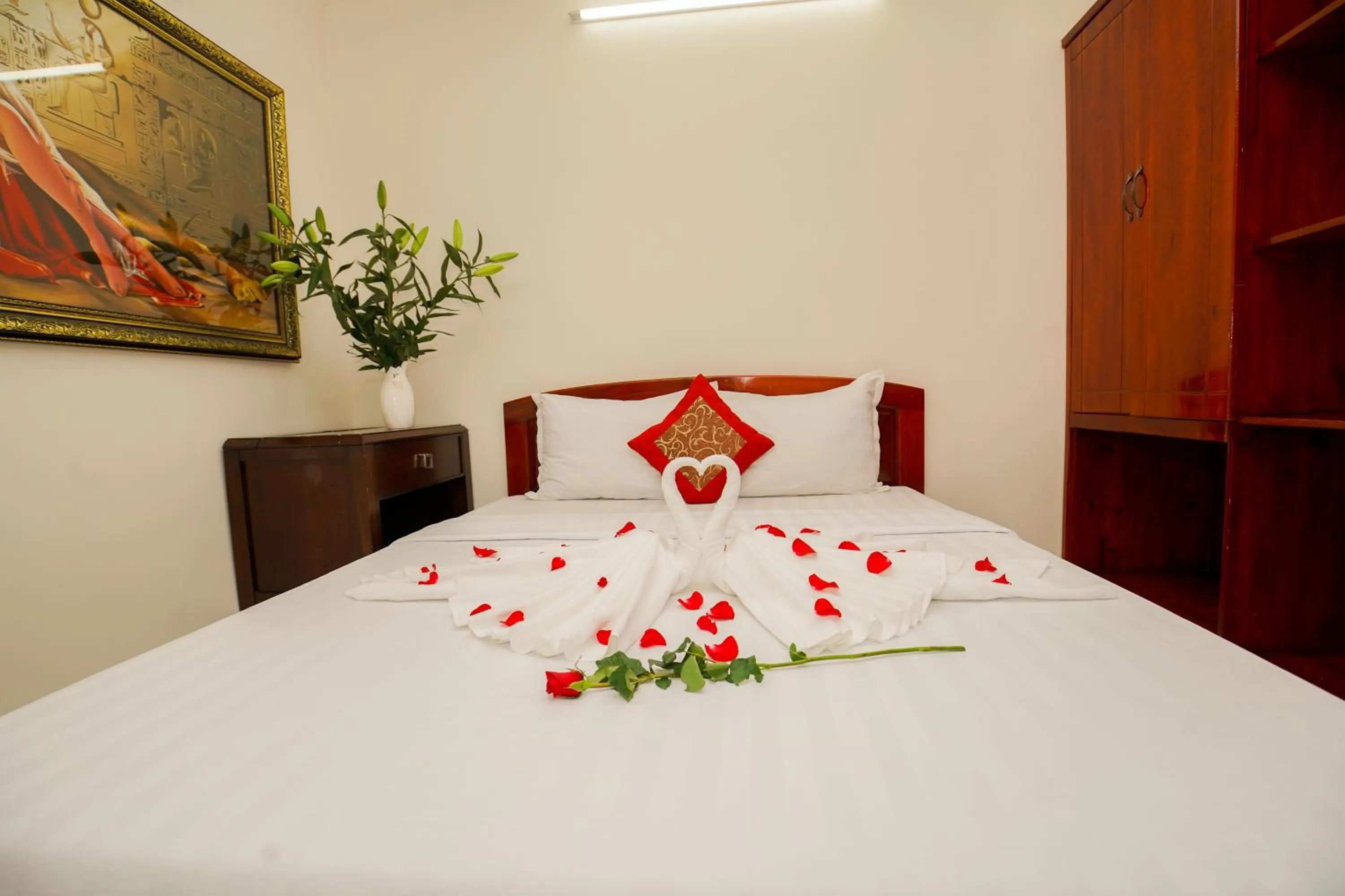 Bed in Nguyen Ha Hotel