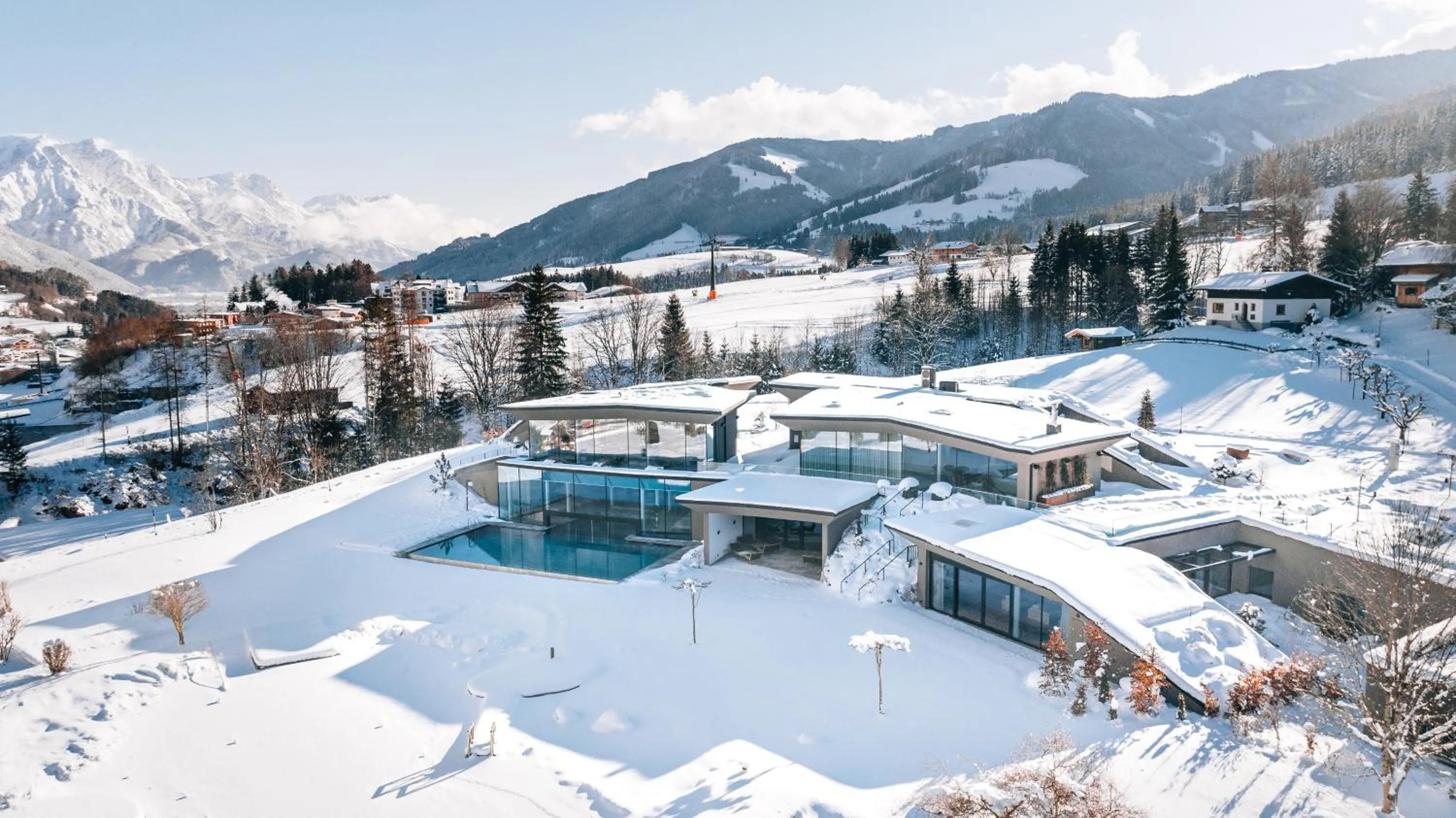 Swimming pool in Naturresort PURADIES
