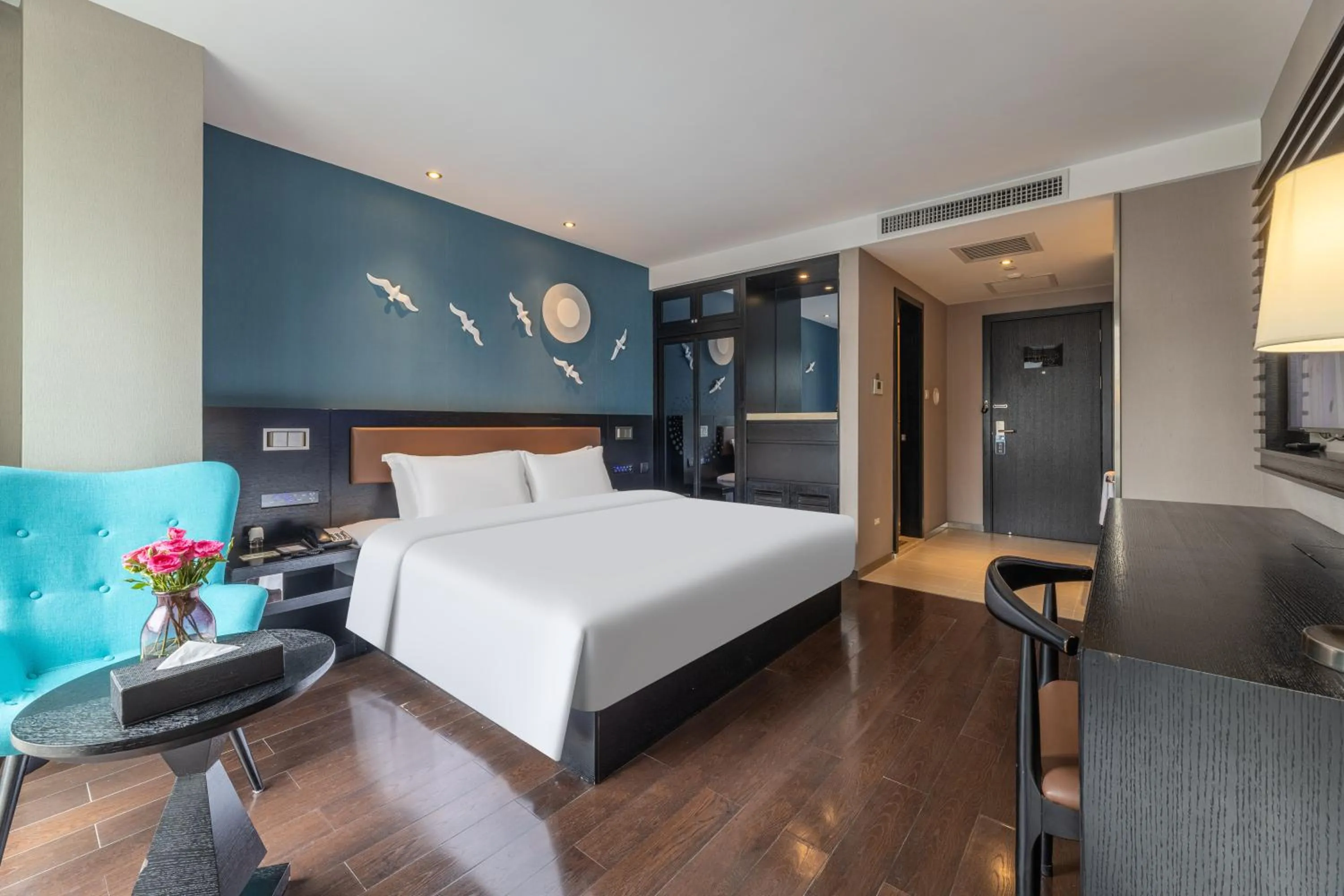 Bed in Guangzhou Baiyun Airport Orange Crystal Hotel