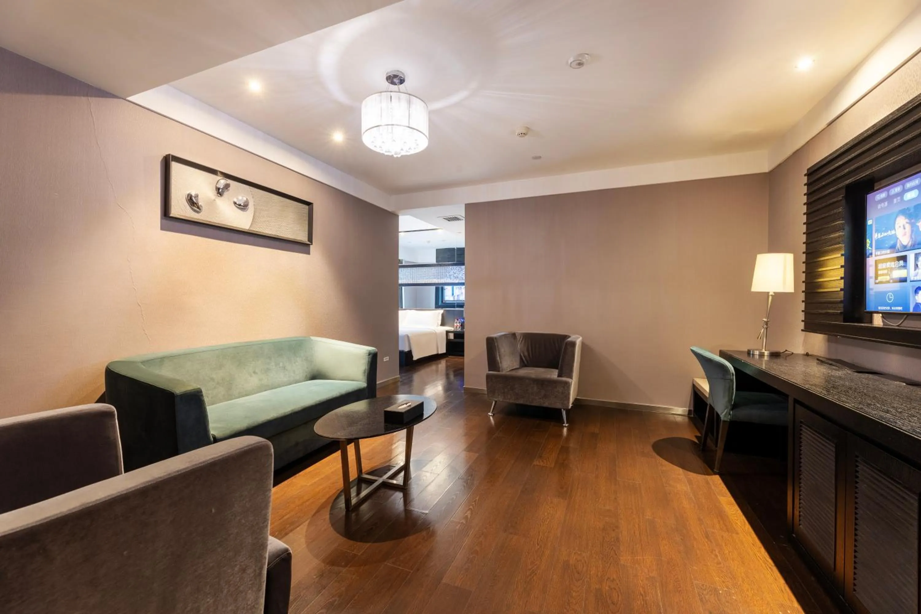 Living room in Guangzhou Baiyun Airport Orange Crystal Hotel