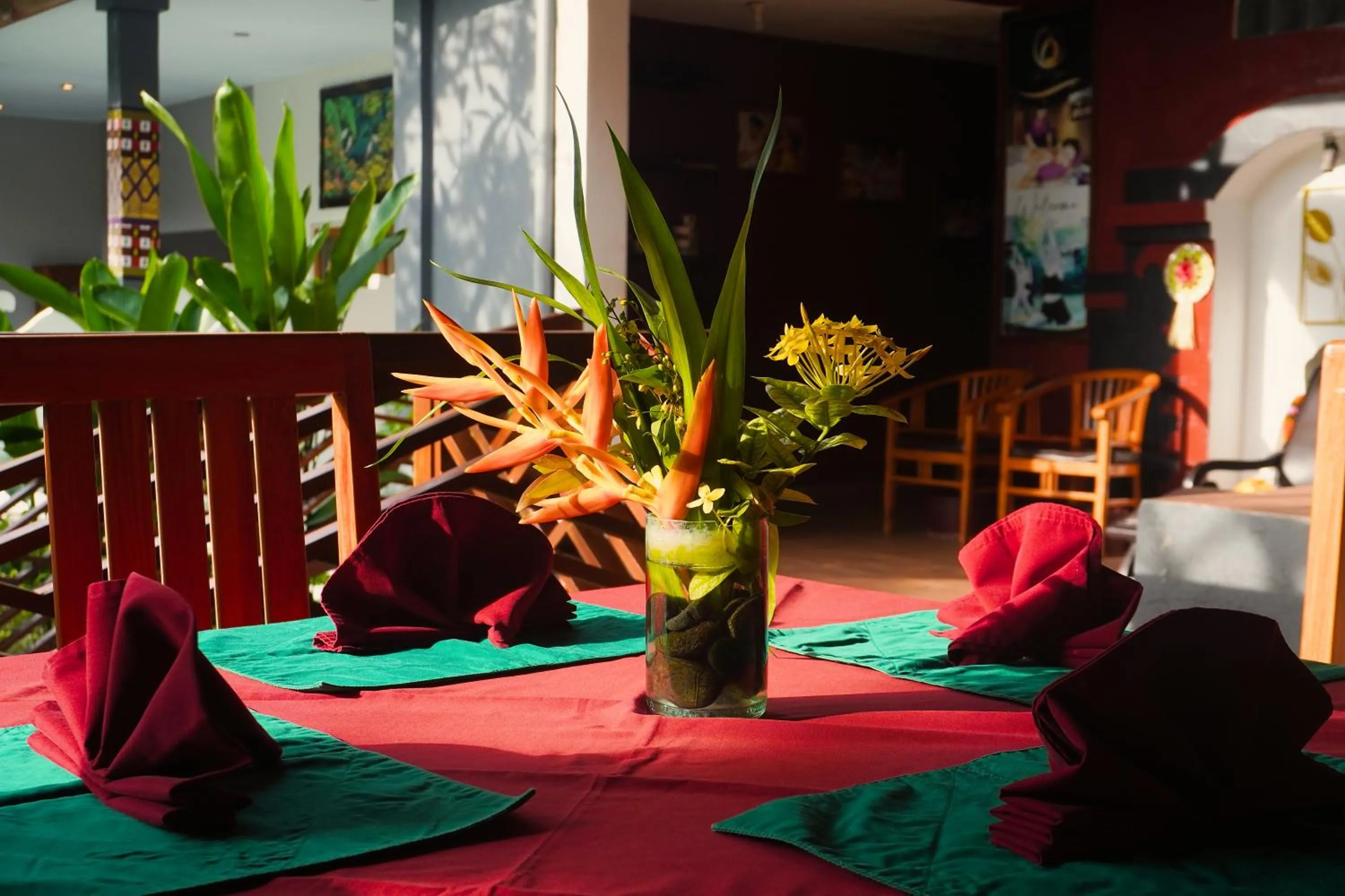 Restaurant/places to eat in Rumah Gajah by Kubukubali