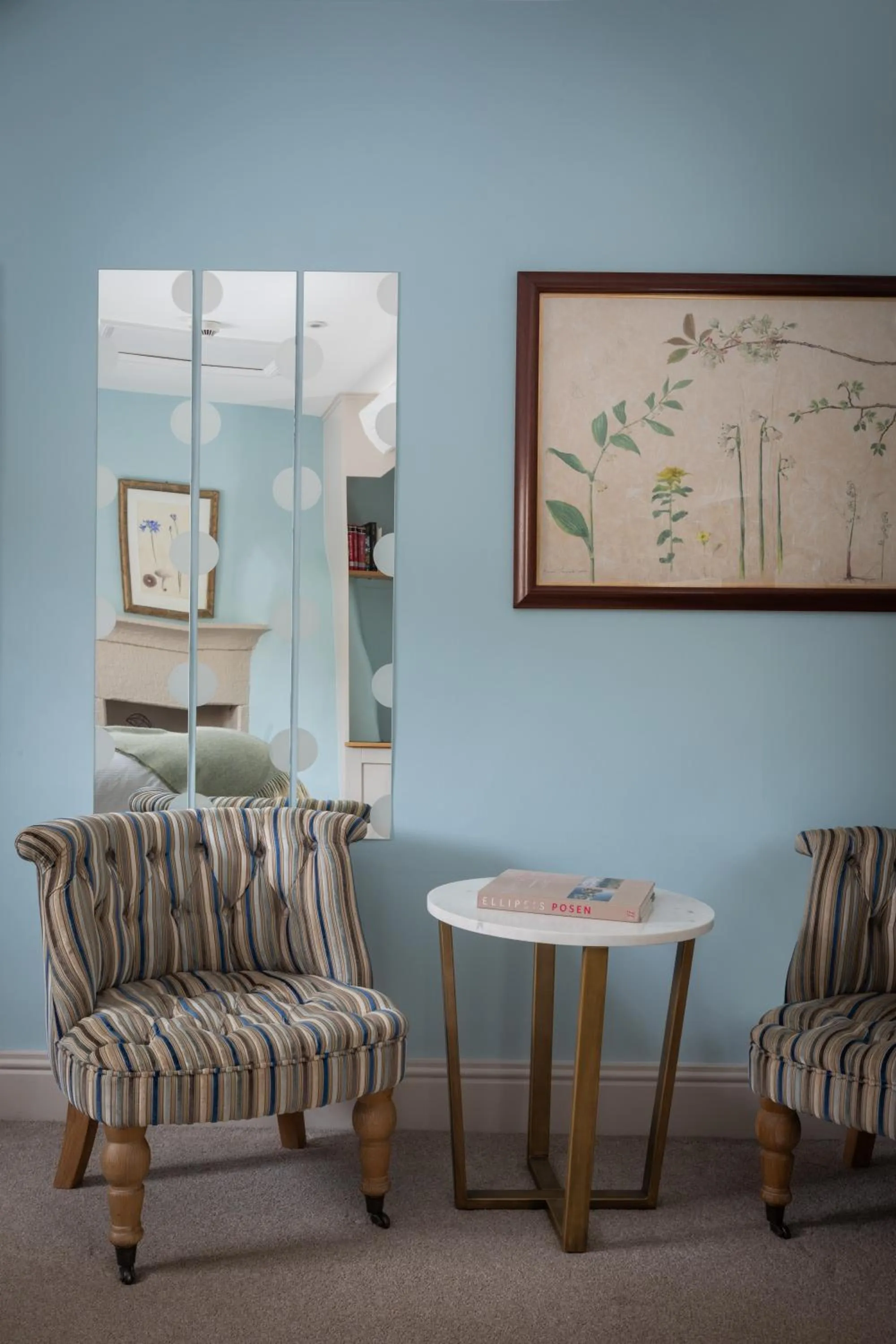 Seating area in Devonshire Arms at Beeley - Chatsworth