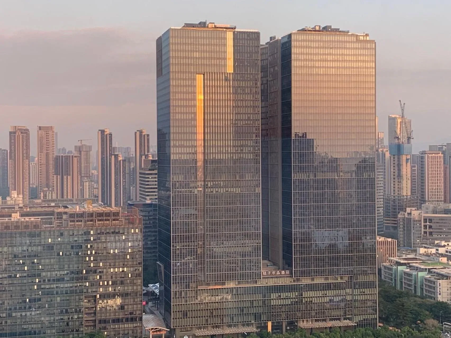 Property building in Orange Crystal Hotel, Nanshan Science and Technology Park, Shenzhen