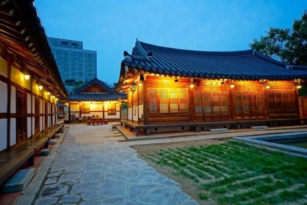 Jeonju Hanok Maeul Dongrakwon Hanok Hotel