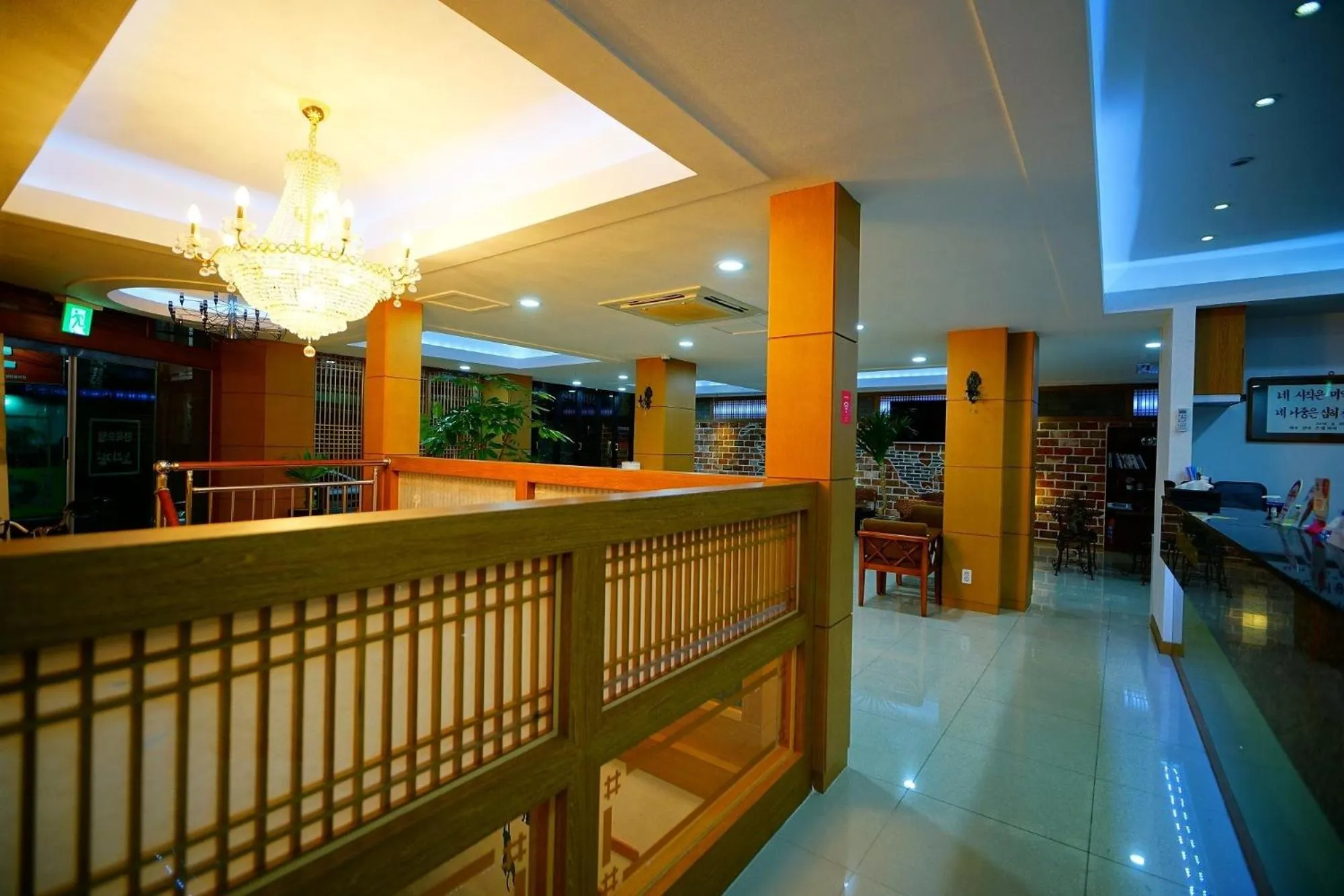 Jeonju Hanok Village Gamyeongru Hanok Hotel