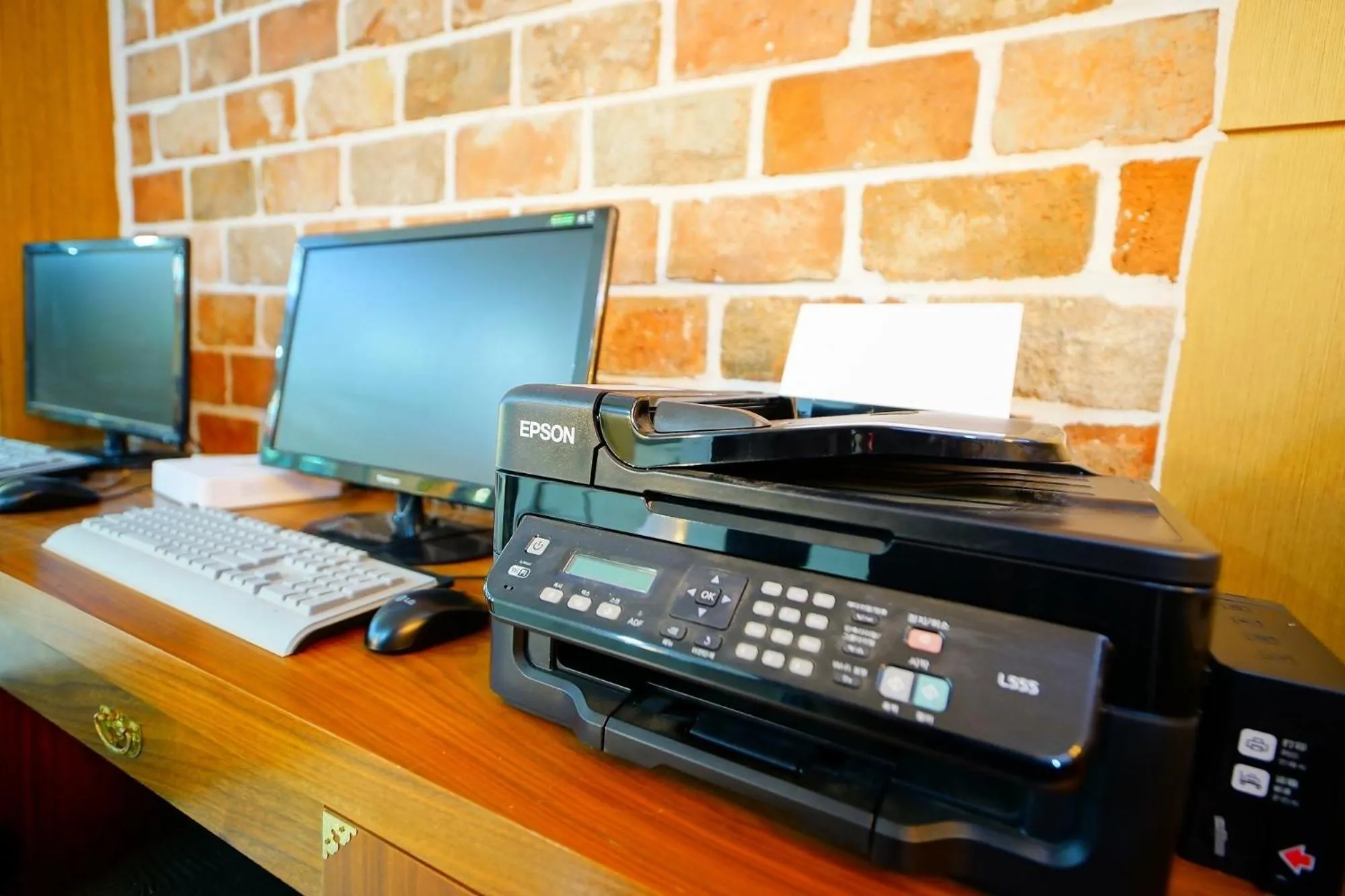 Jeonju Hanok Village Gamyeongru Hanok Hotel