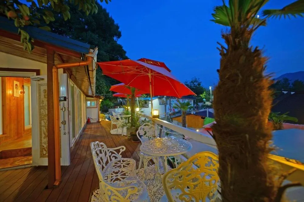 Jeonjuhanogmaeul Geha GongganyiMei mi