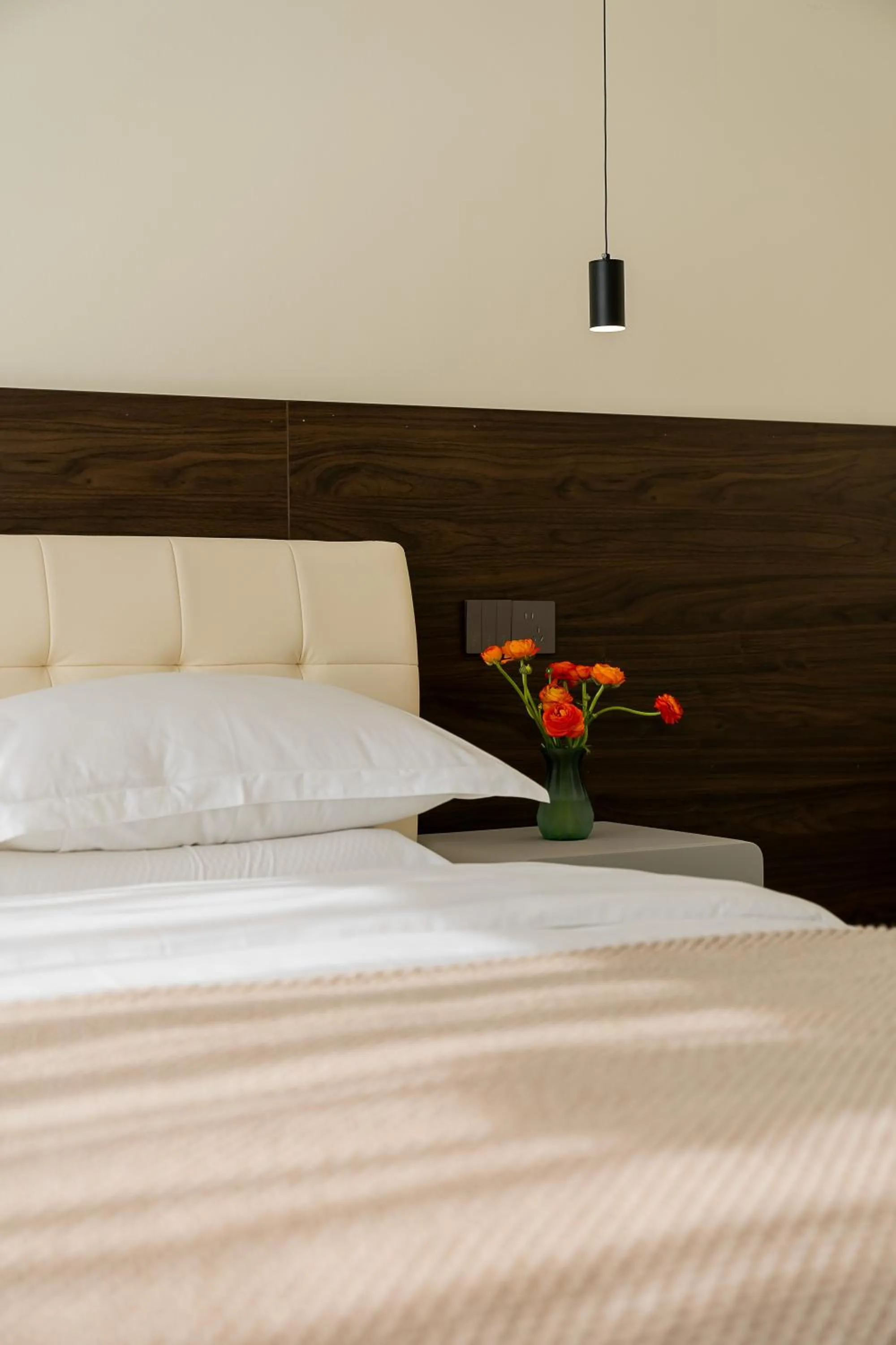 Bed in Wuyi Whispering Maple