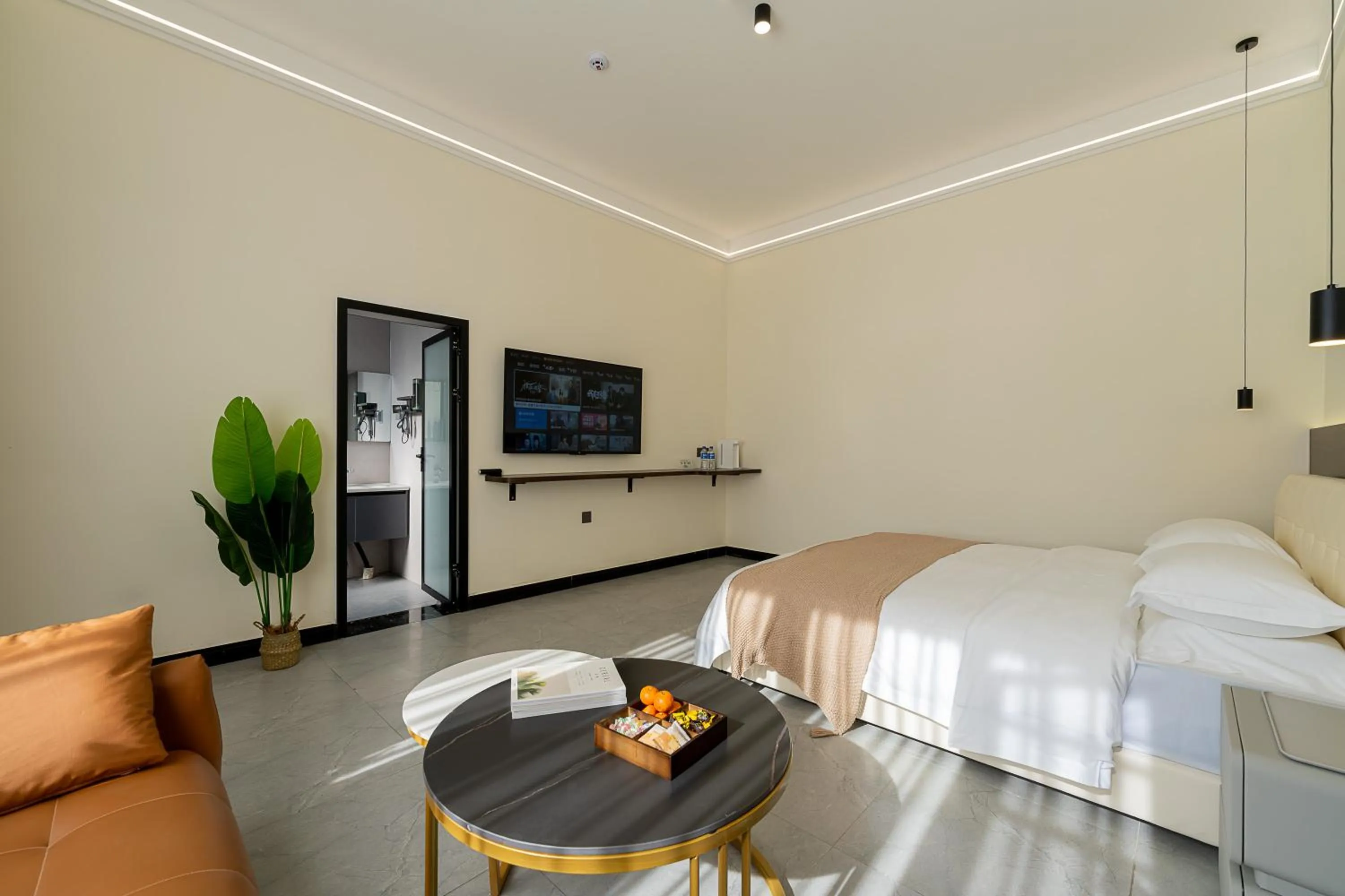 Bed in Wuyi Whispering Maple