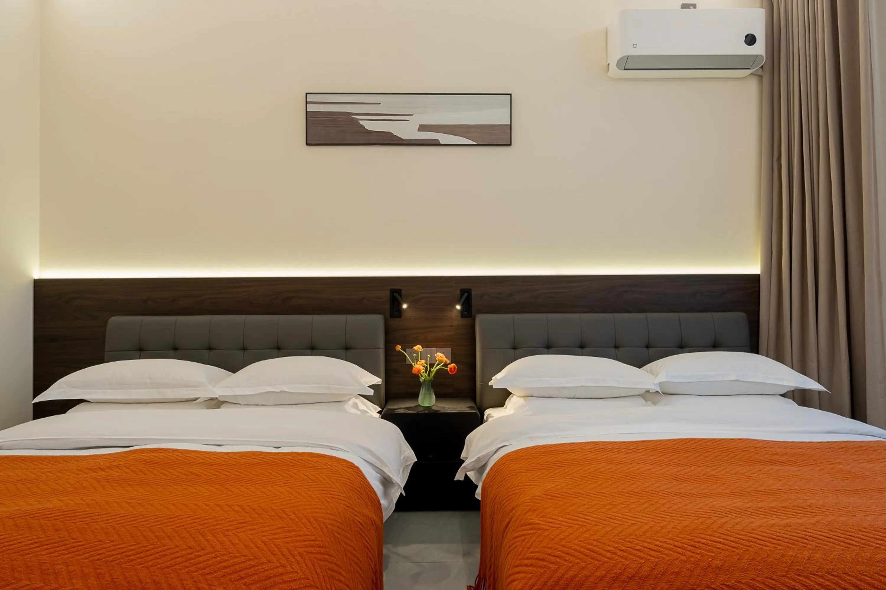 Bed in Wuyi Whispering Maple