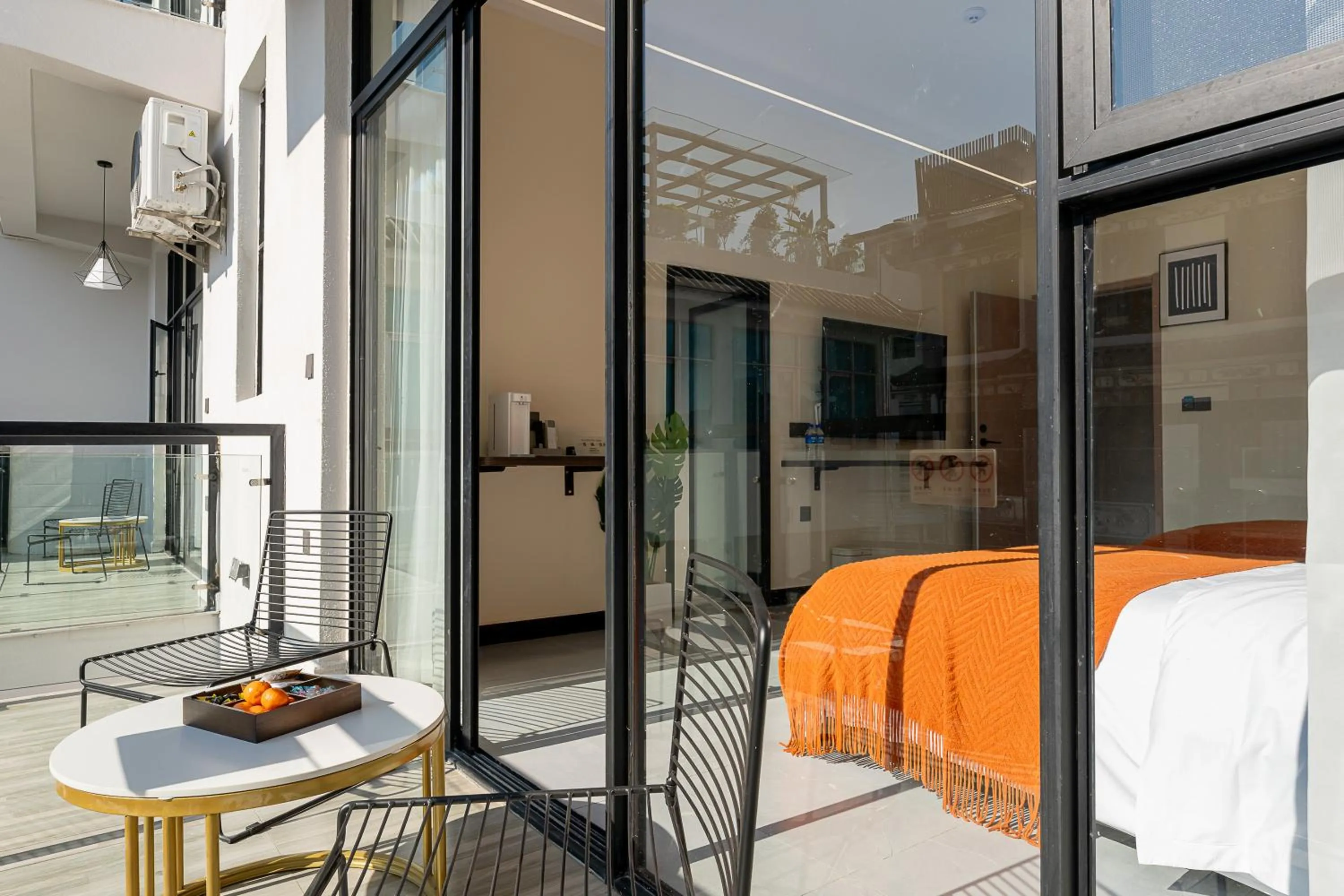 Day in Wuyi Whispering Maple