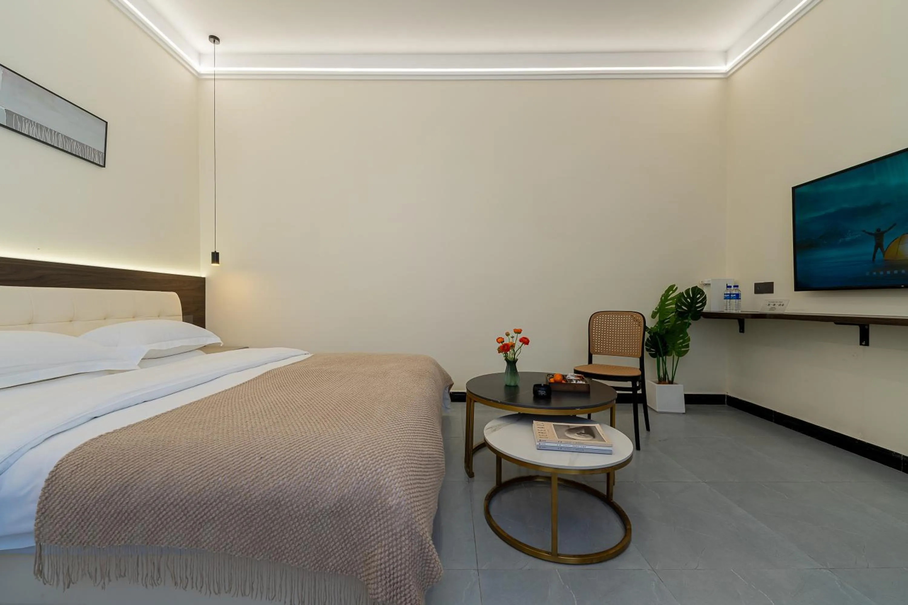 Bed in Wuyi Whispering Maple