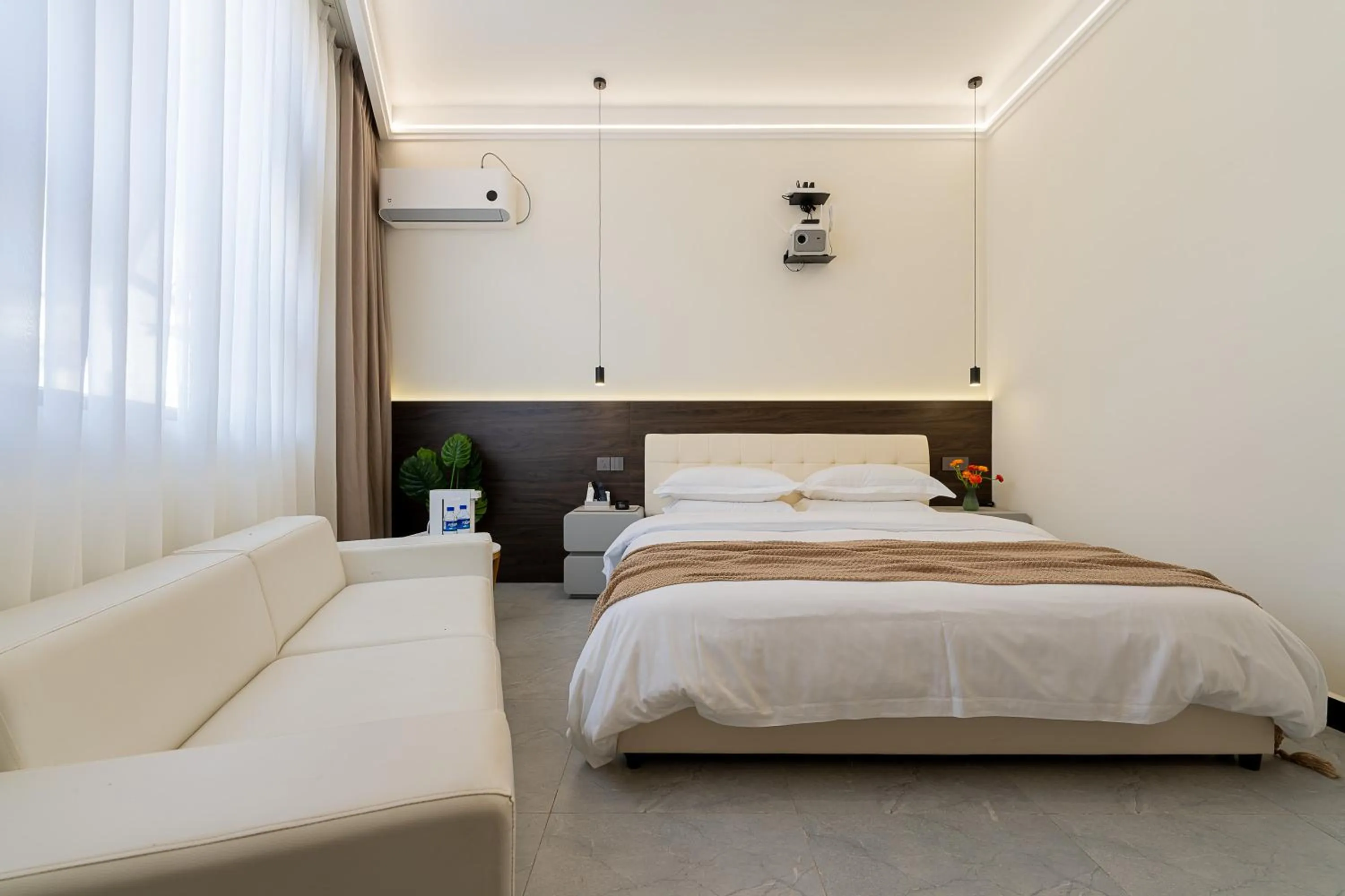 Bed in Wuyi Whispering Maple