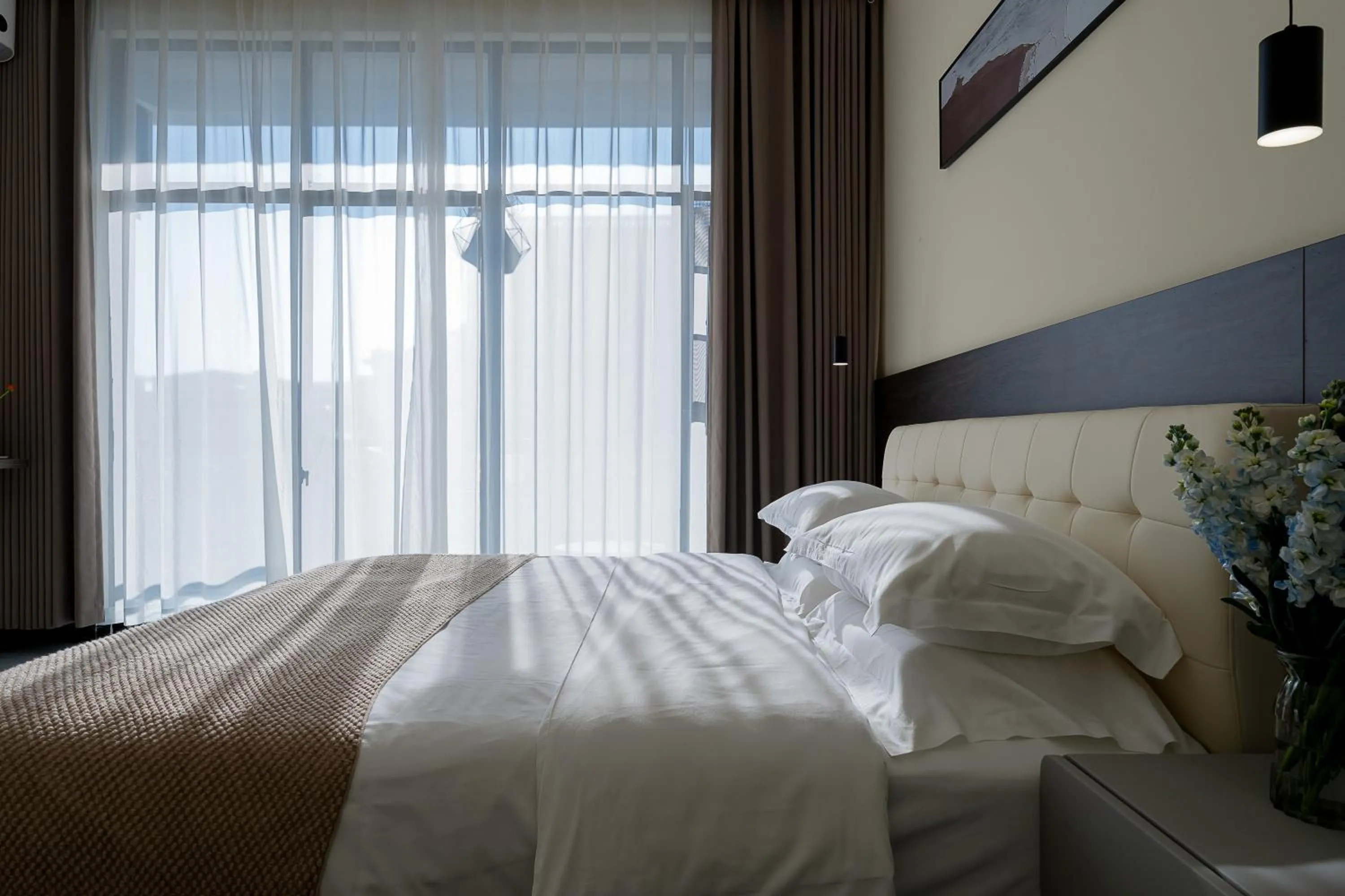 Bed in Wuyi Whispering Maple