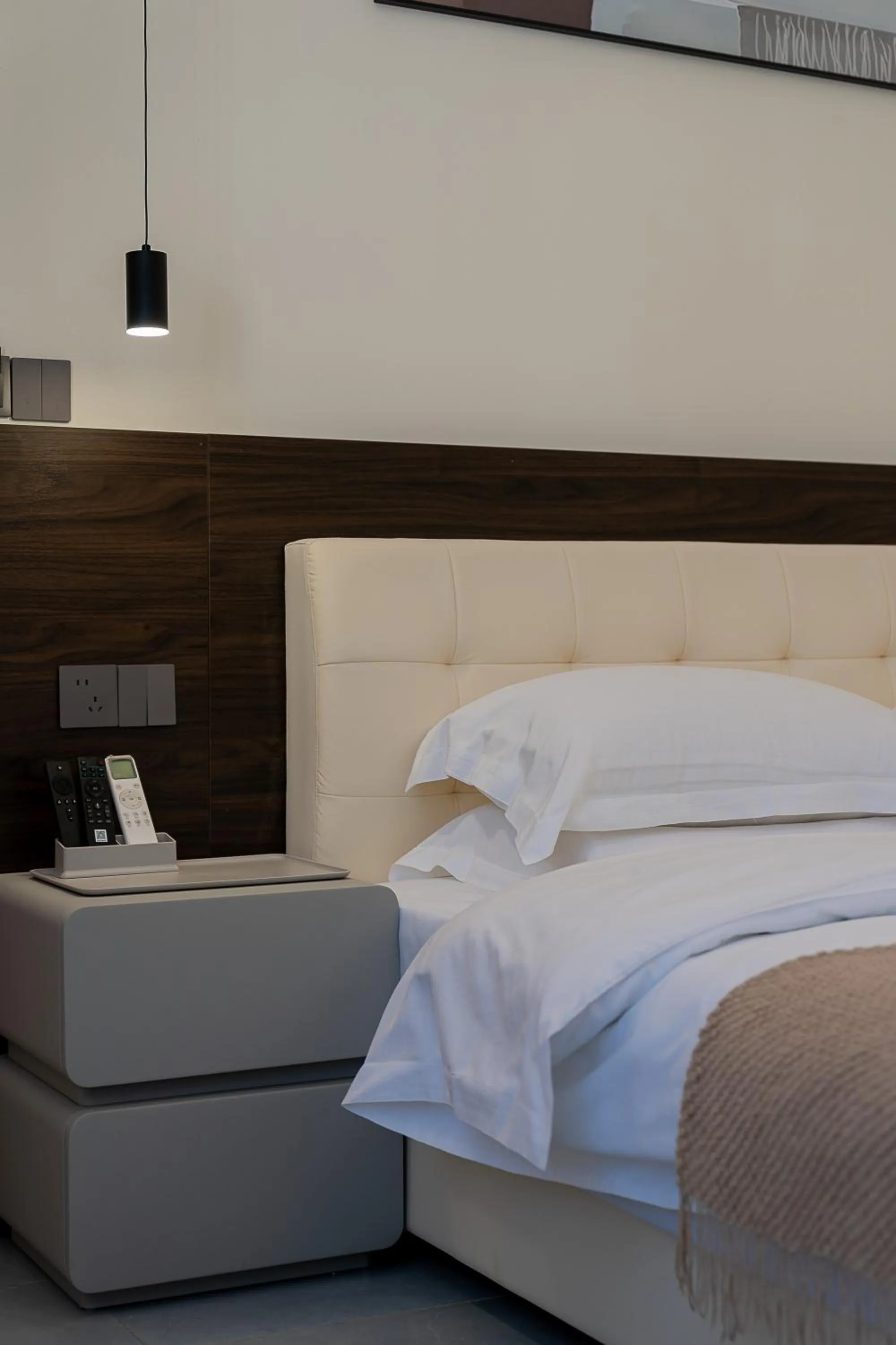 Bed in Wuyi Whispering Maple