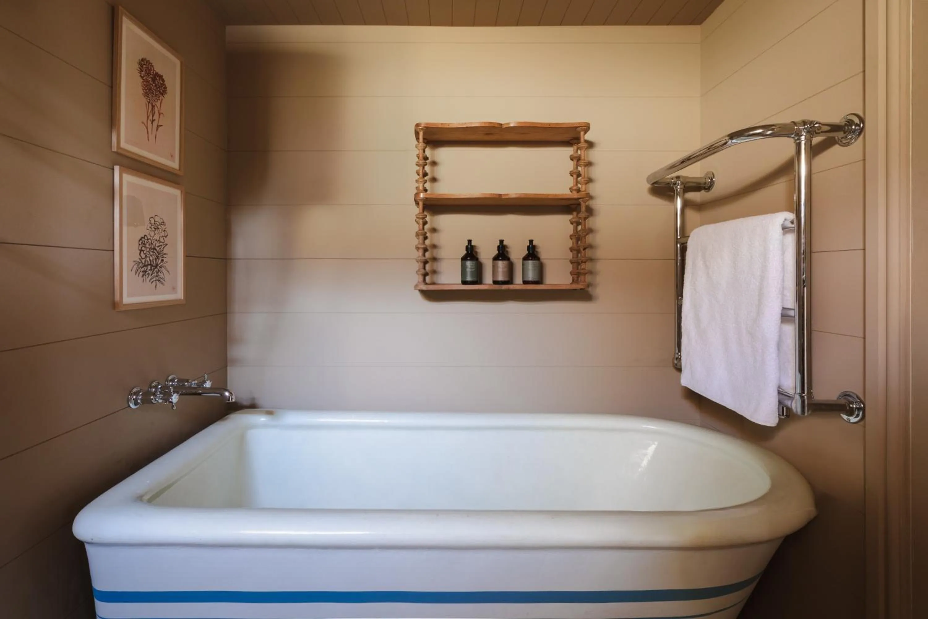 Bathroom in The Pilsley Inn - Chatsworth