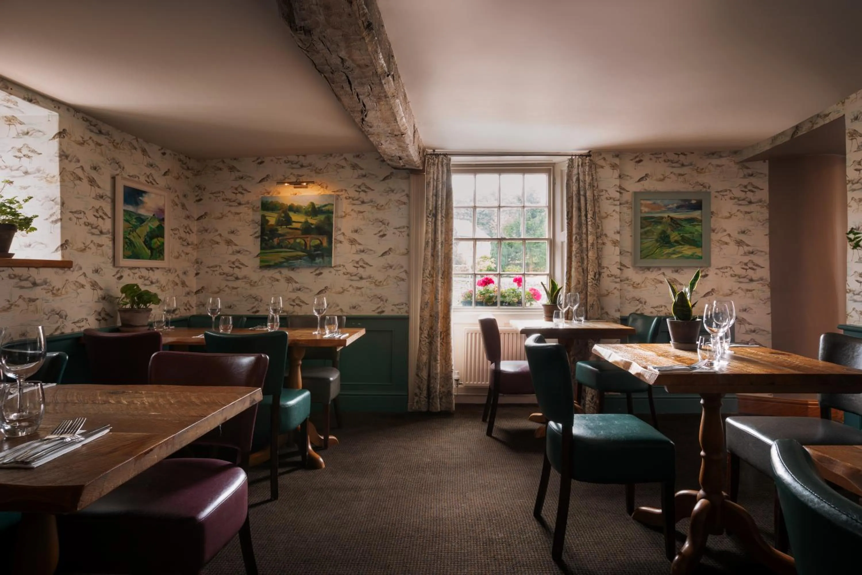 Restaurant/places to eat in The Pilsley Inn - Chatsworth