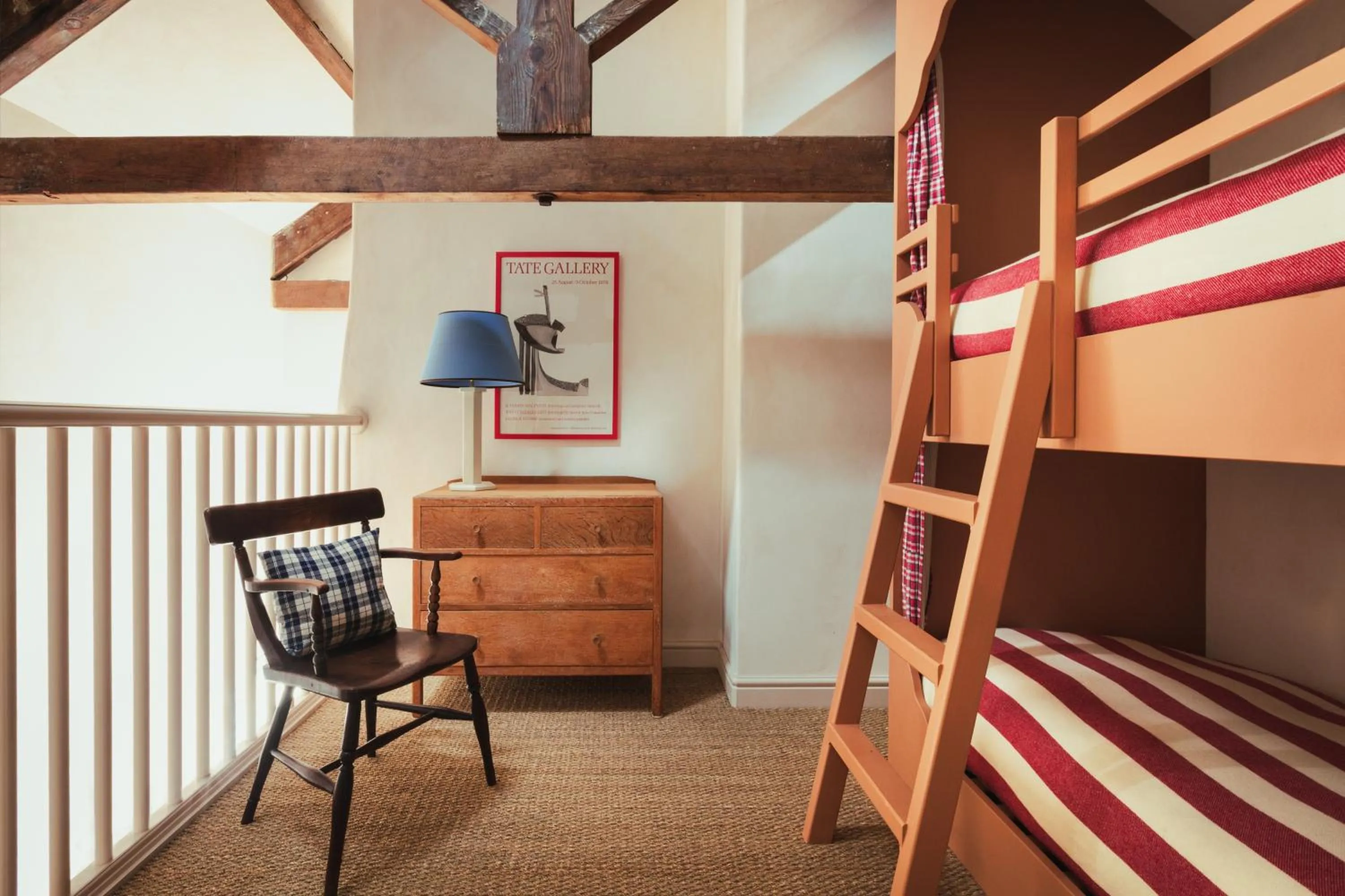 bunk bed, Bed in The Pilsley Inn - Chatsworth