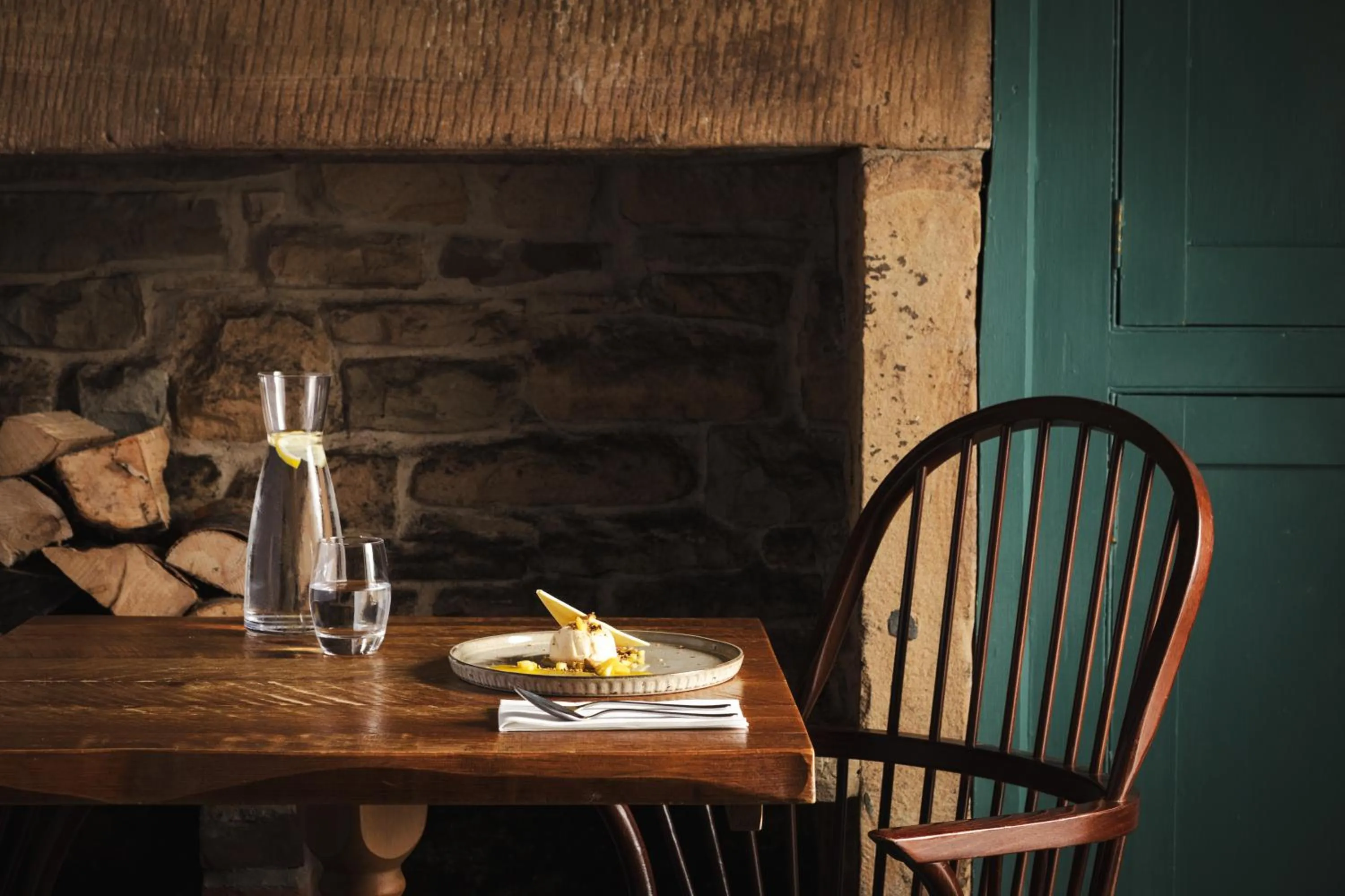 Restaurant/places to eat in The Pilsley Inn - Chatsworth
