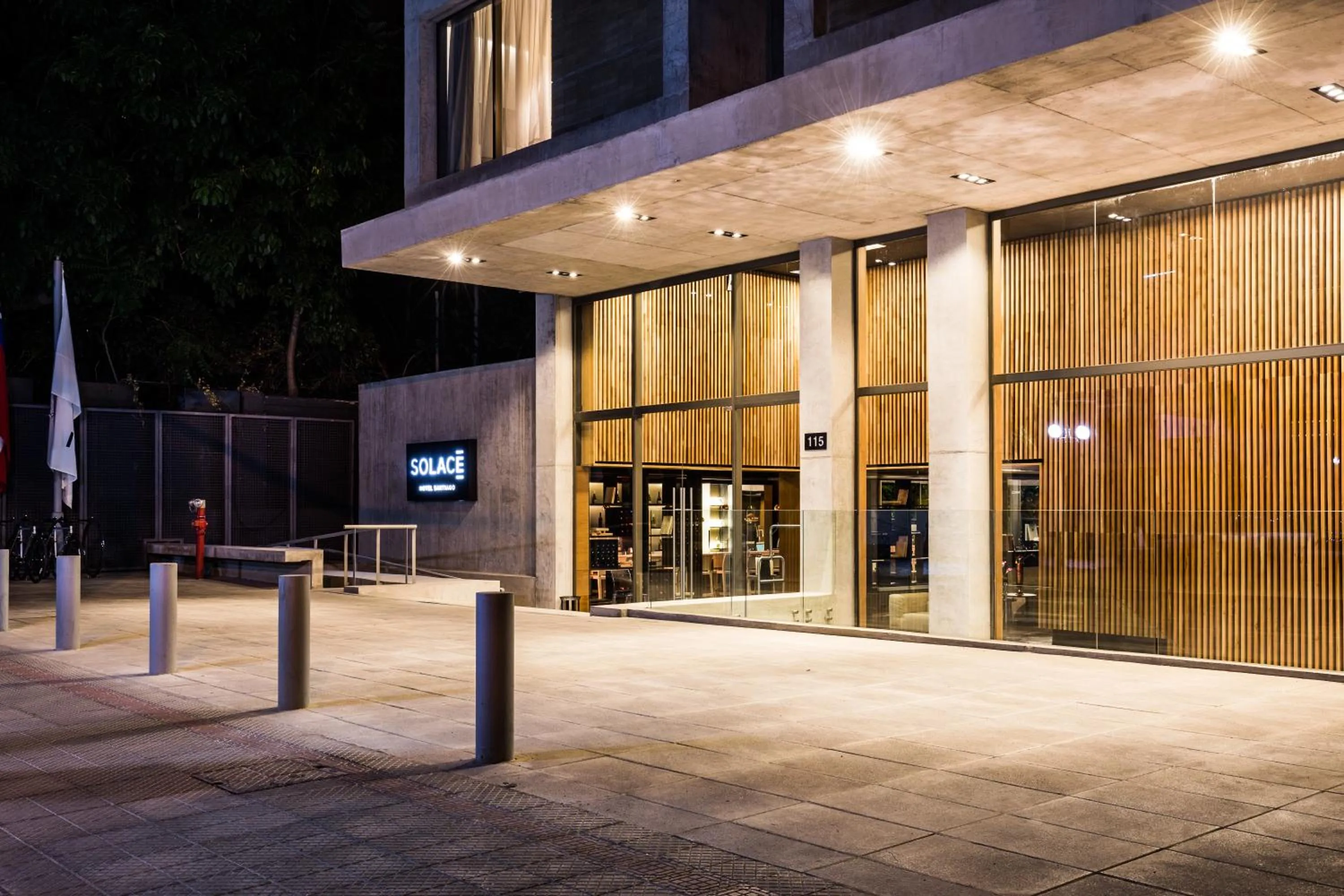 Facade/entrance in Solace Hotel Santiago