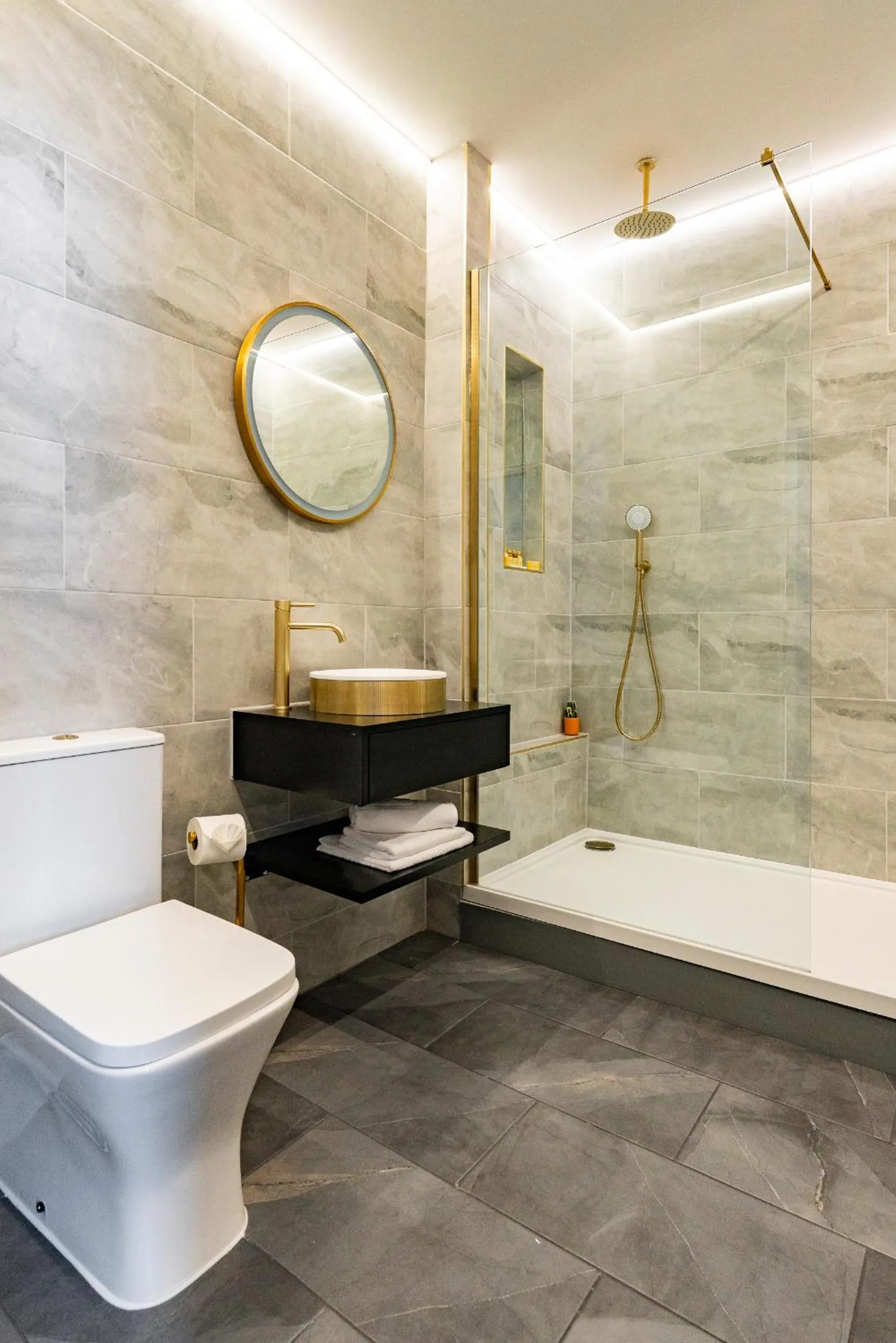 Bathroom in Above Hotels