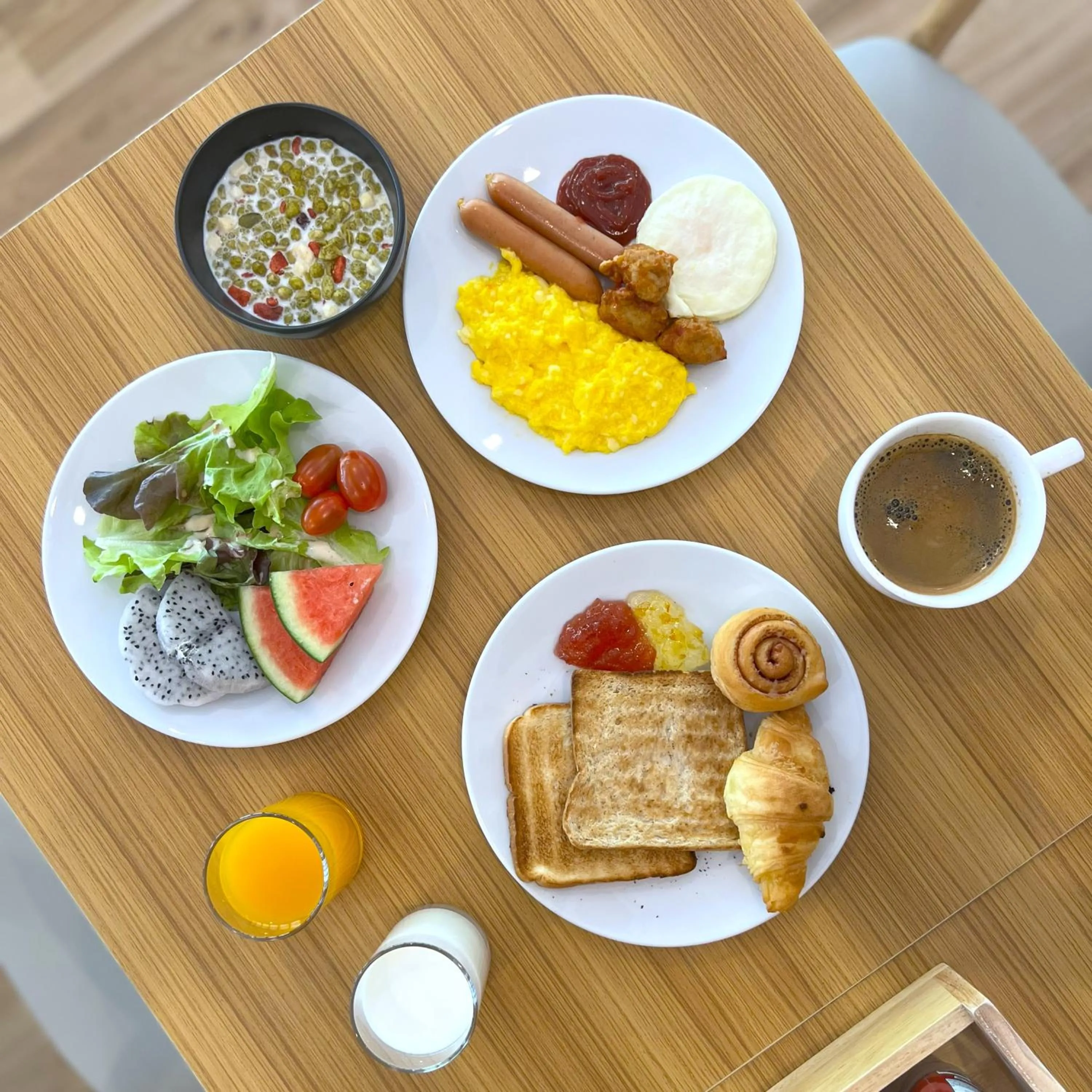 Restaurant/places to eat in Kokotel Rayong Beachfront