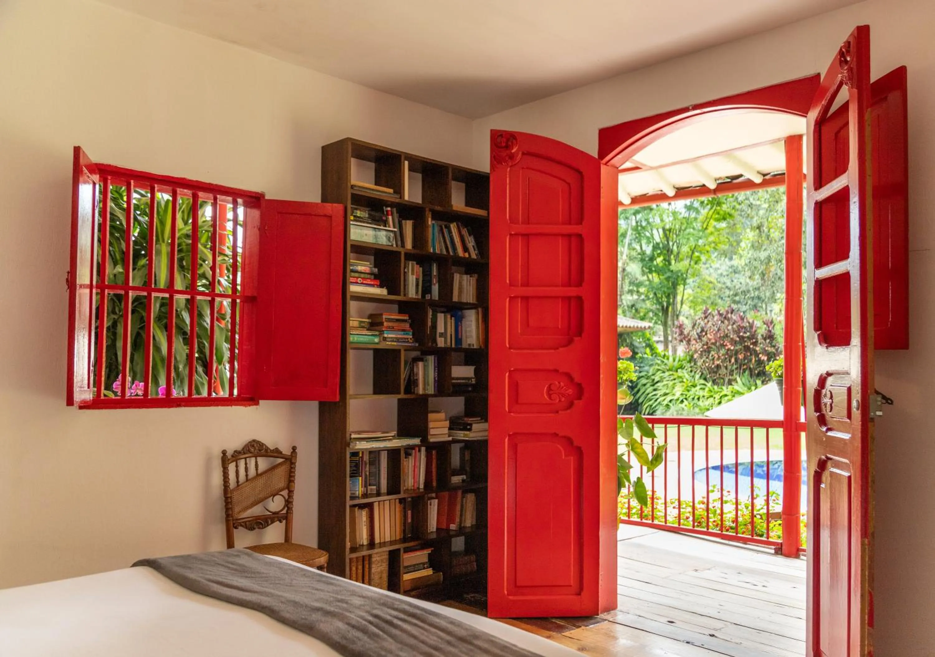 Bed in Hacienda Venecia Coffee Farm Hotel
