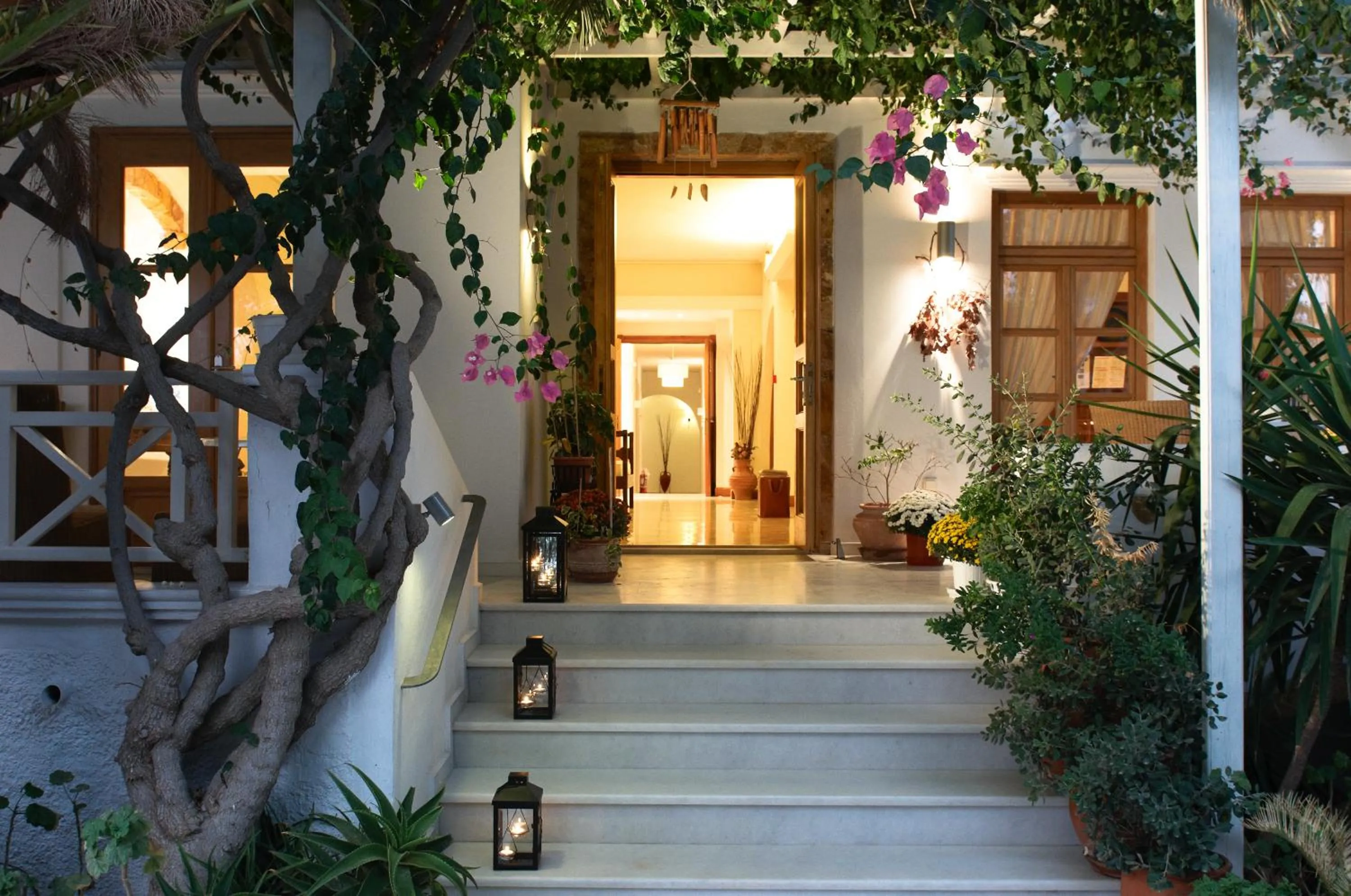 Facade/entrance in Hotel Matina