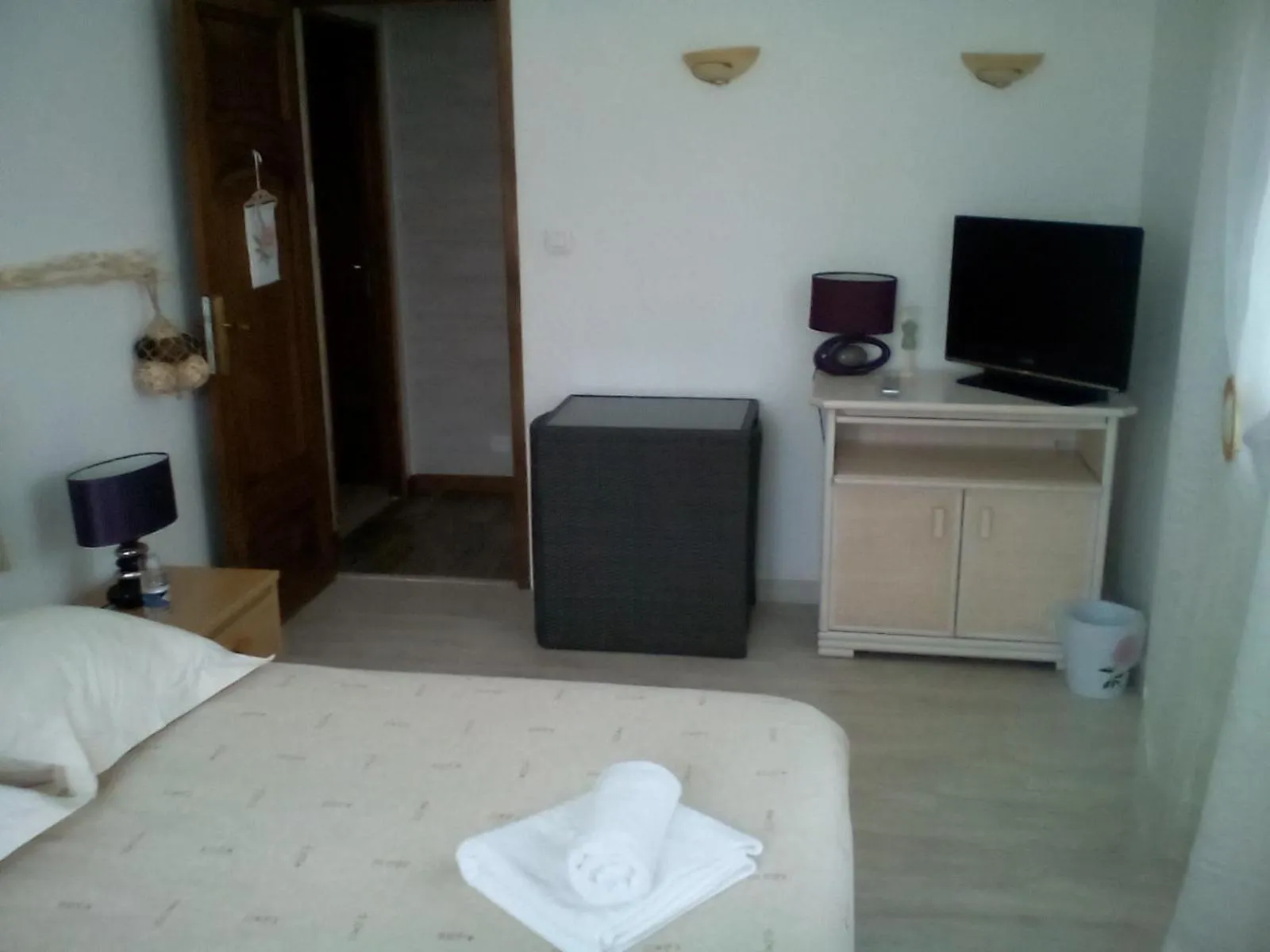 Bedroom, Bed in Le Relais De Dalibray