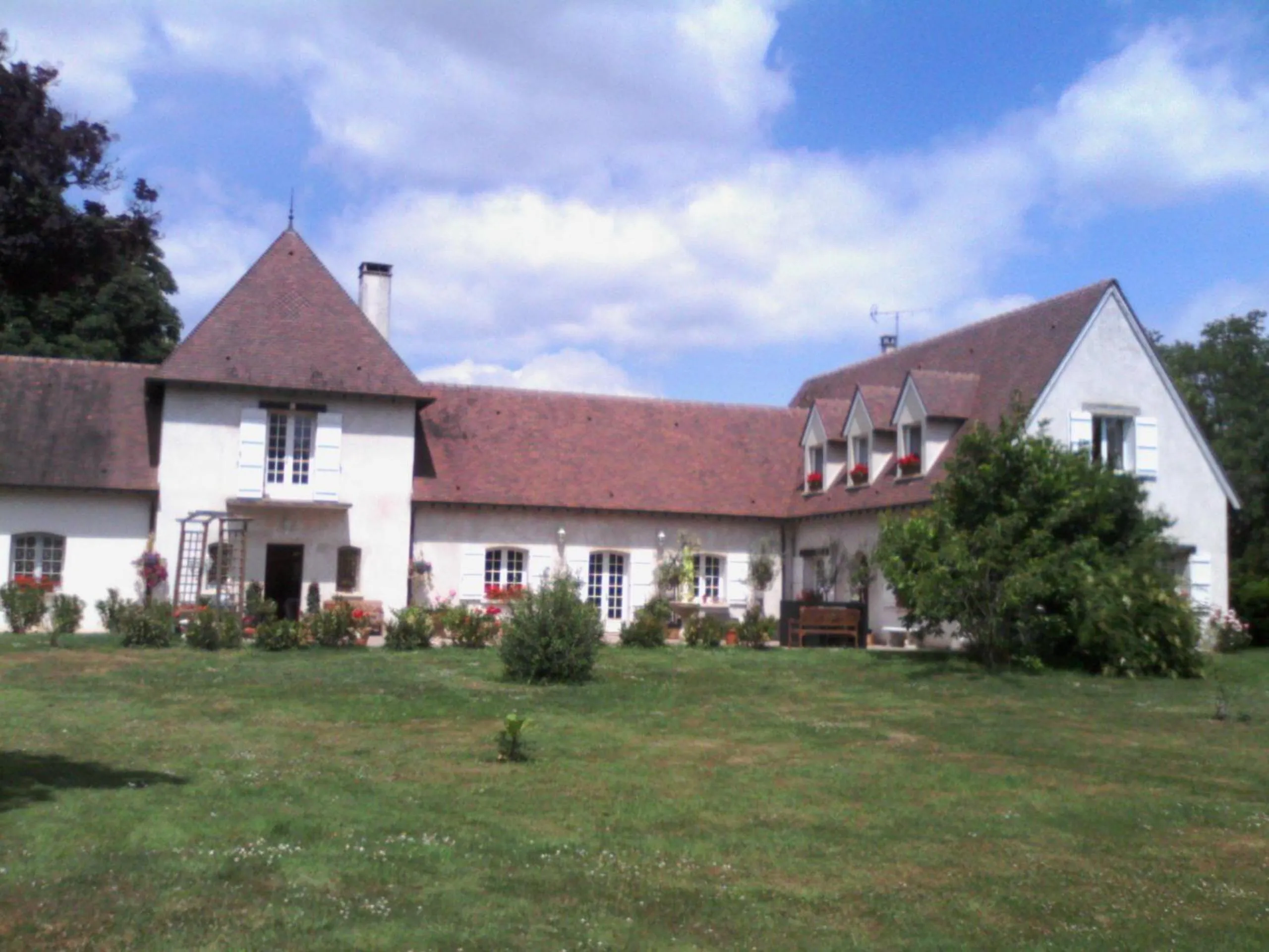 Property building in Le Relais De Dalibray