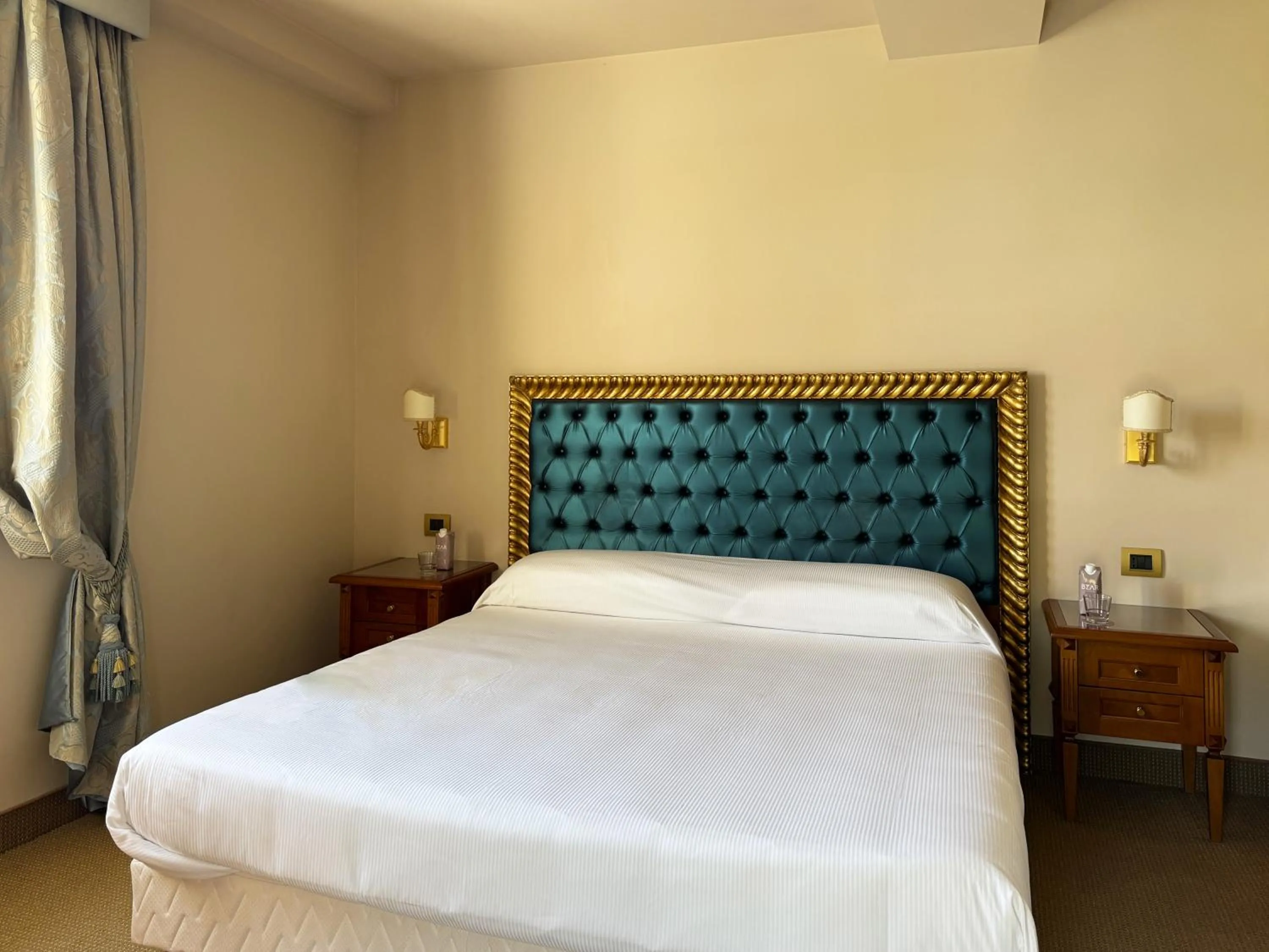 Bed in Sarzana Park Hotel
