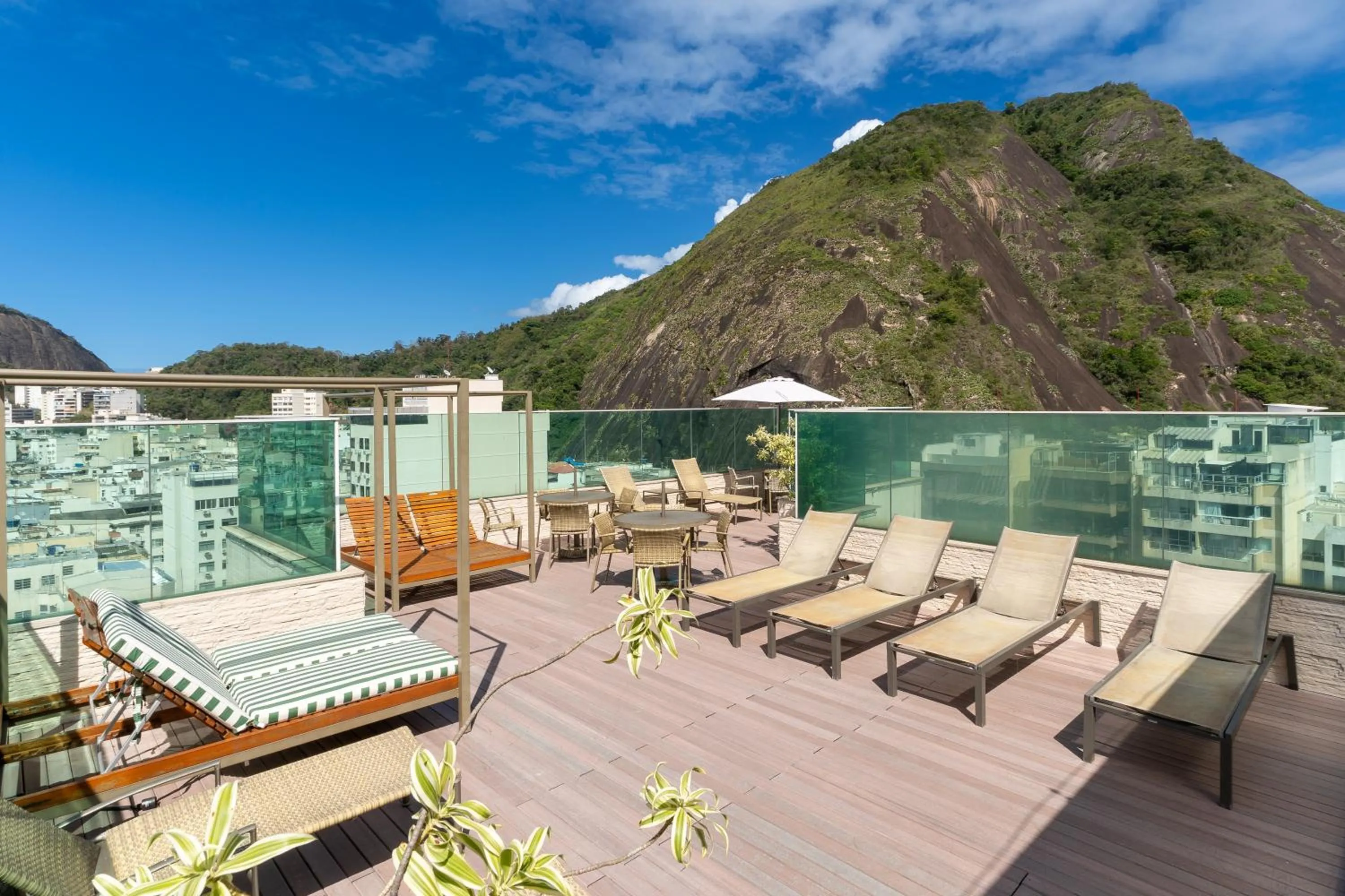 Nearby landmark in Américas Copacabana Hotel