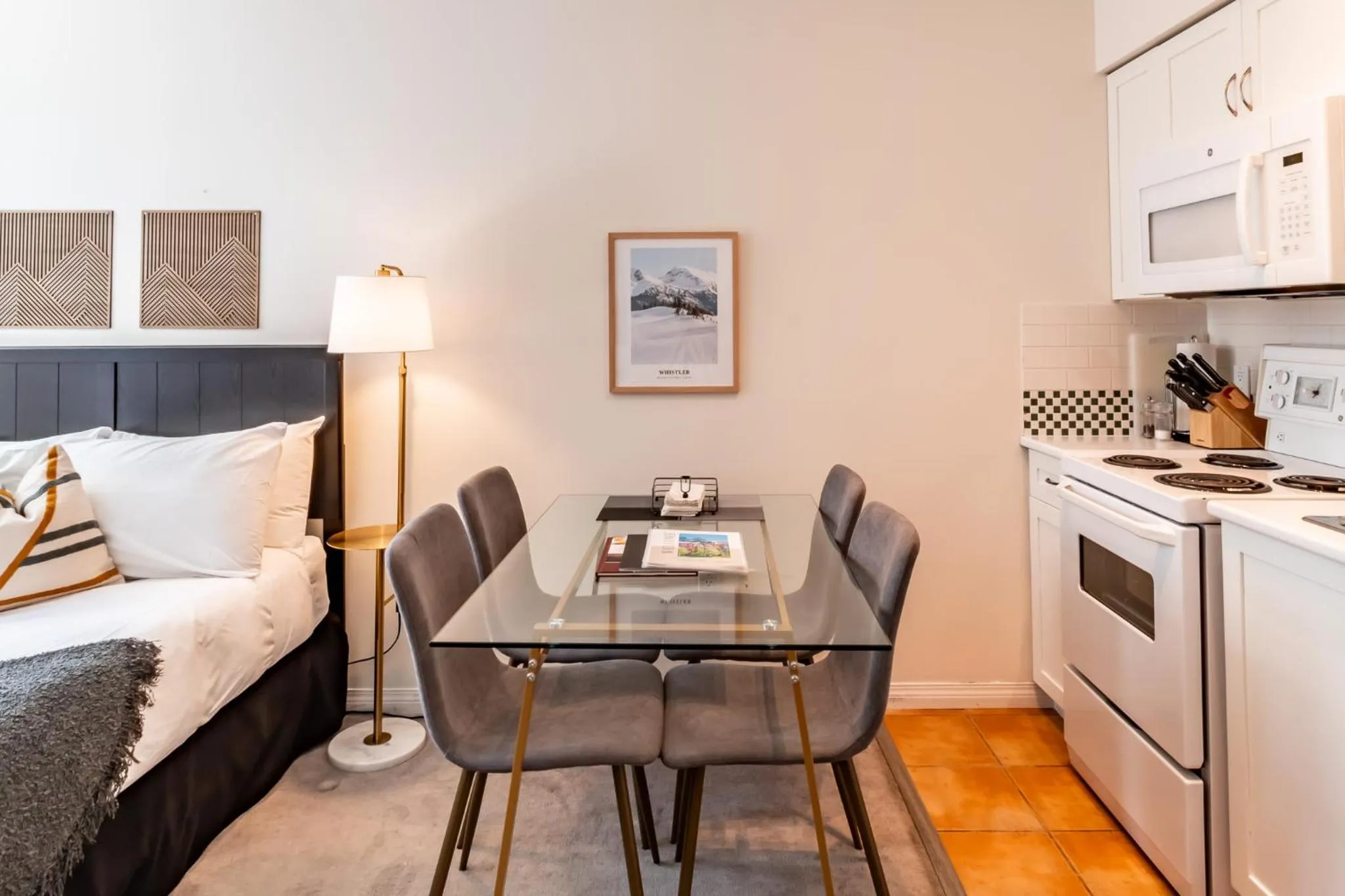 Bed in Alpenglow Lodge by Elevate Vacations