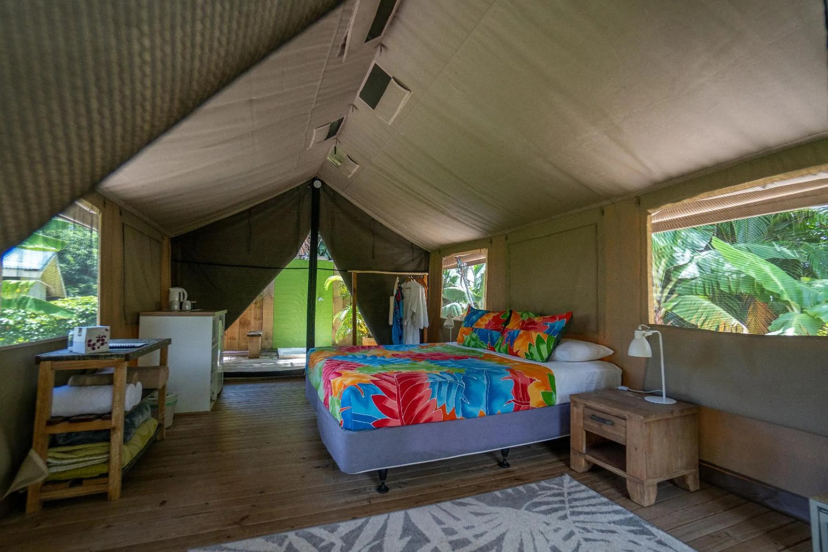 Floor plan, Bed in Ikurangi Eco Retreat