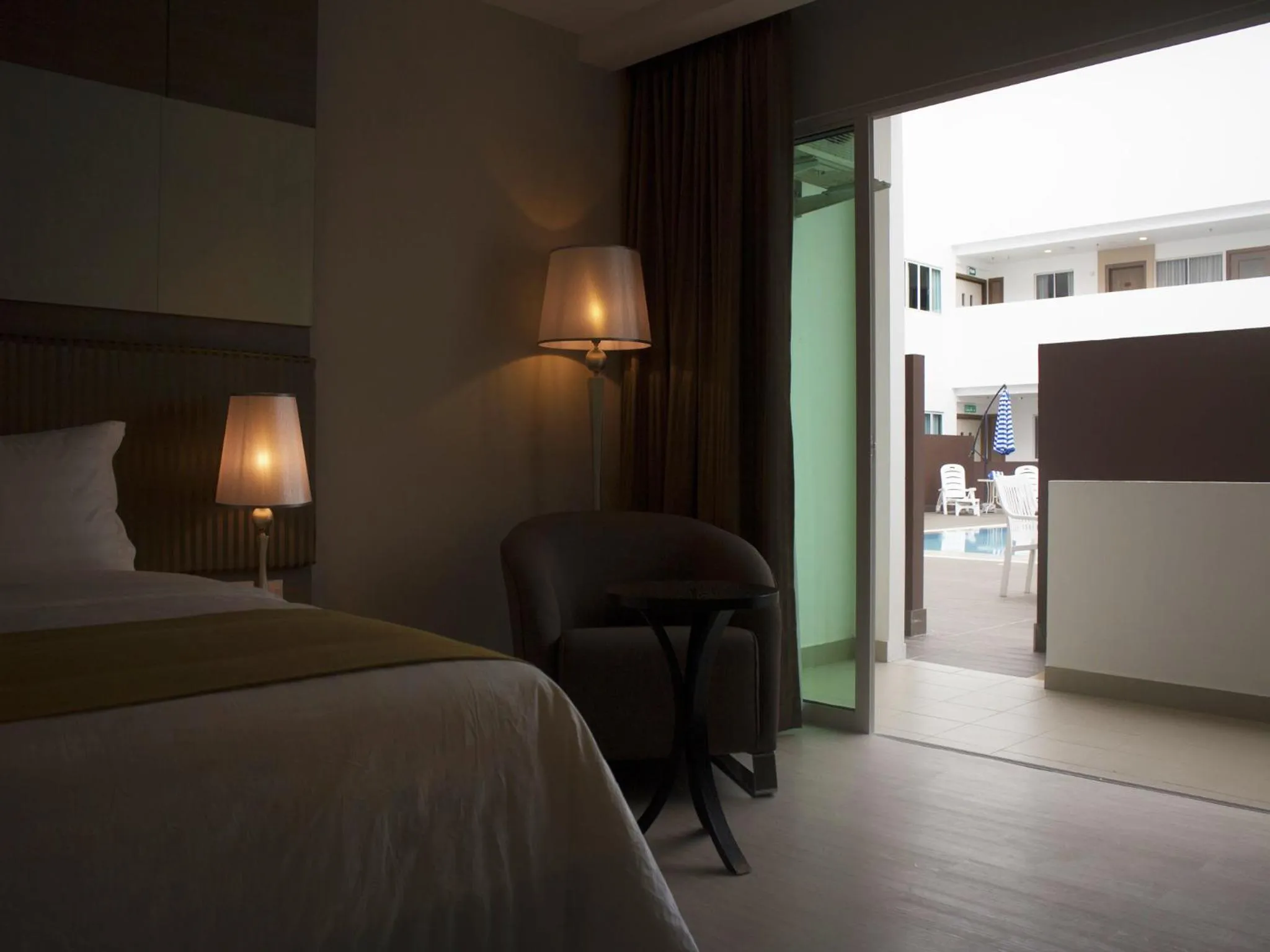 Day, Bed in Garden Sentral Hotel