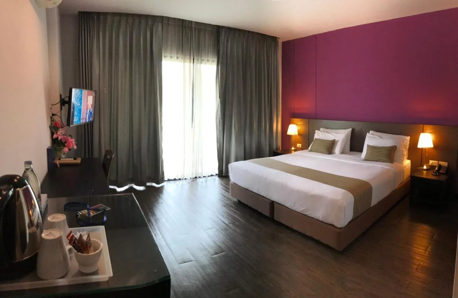 Bed in Coco View Hotel