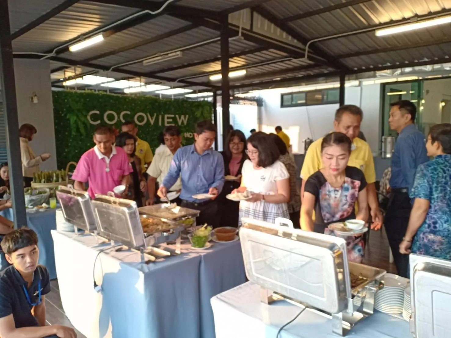 Restaurant/places to eat in Coco View Hotel