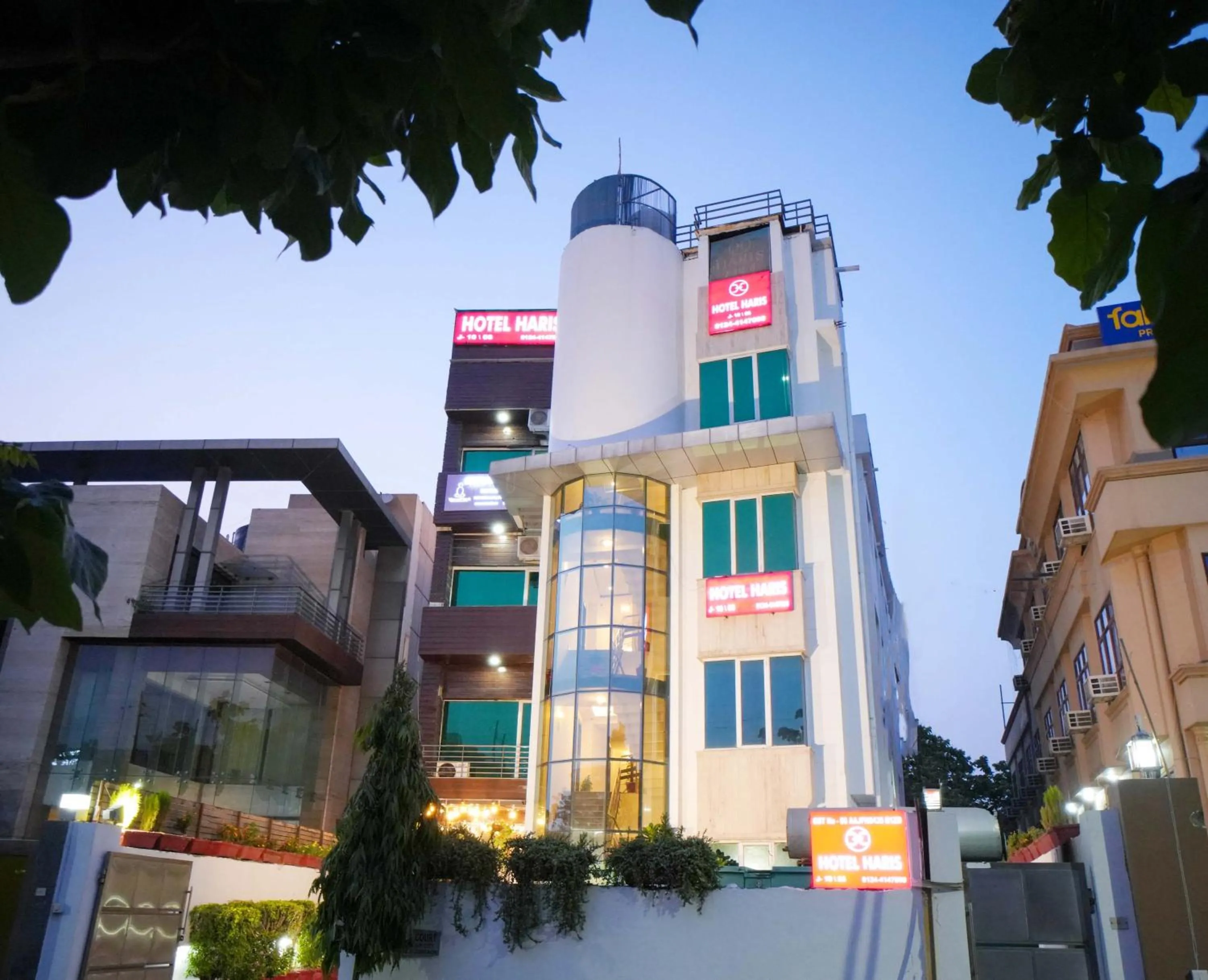 Property building in Hotel Haris MG Road Gurugram